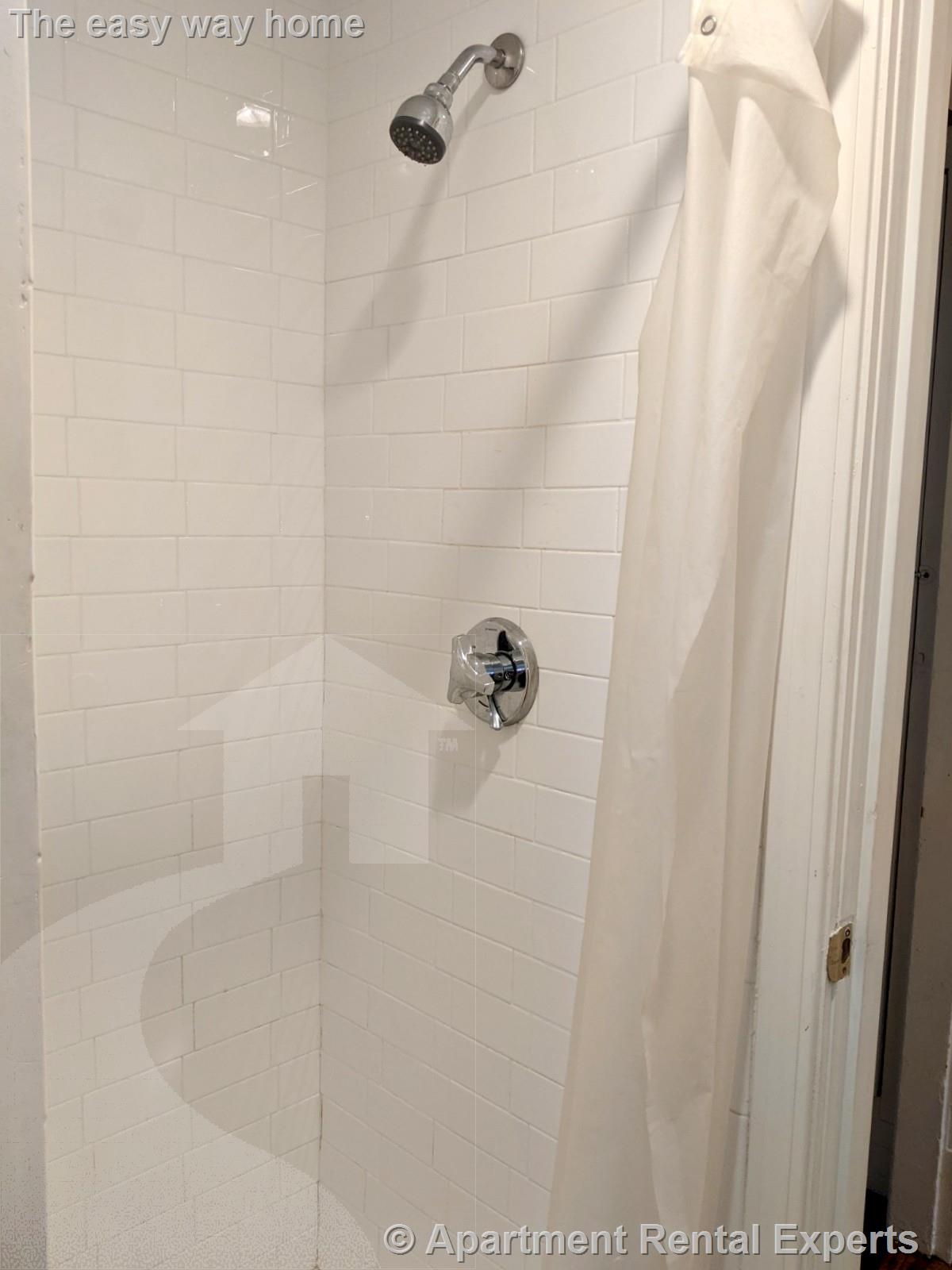 8 Evergreen Sq, Porter Square