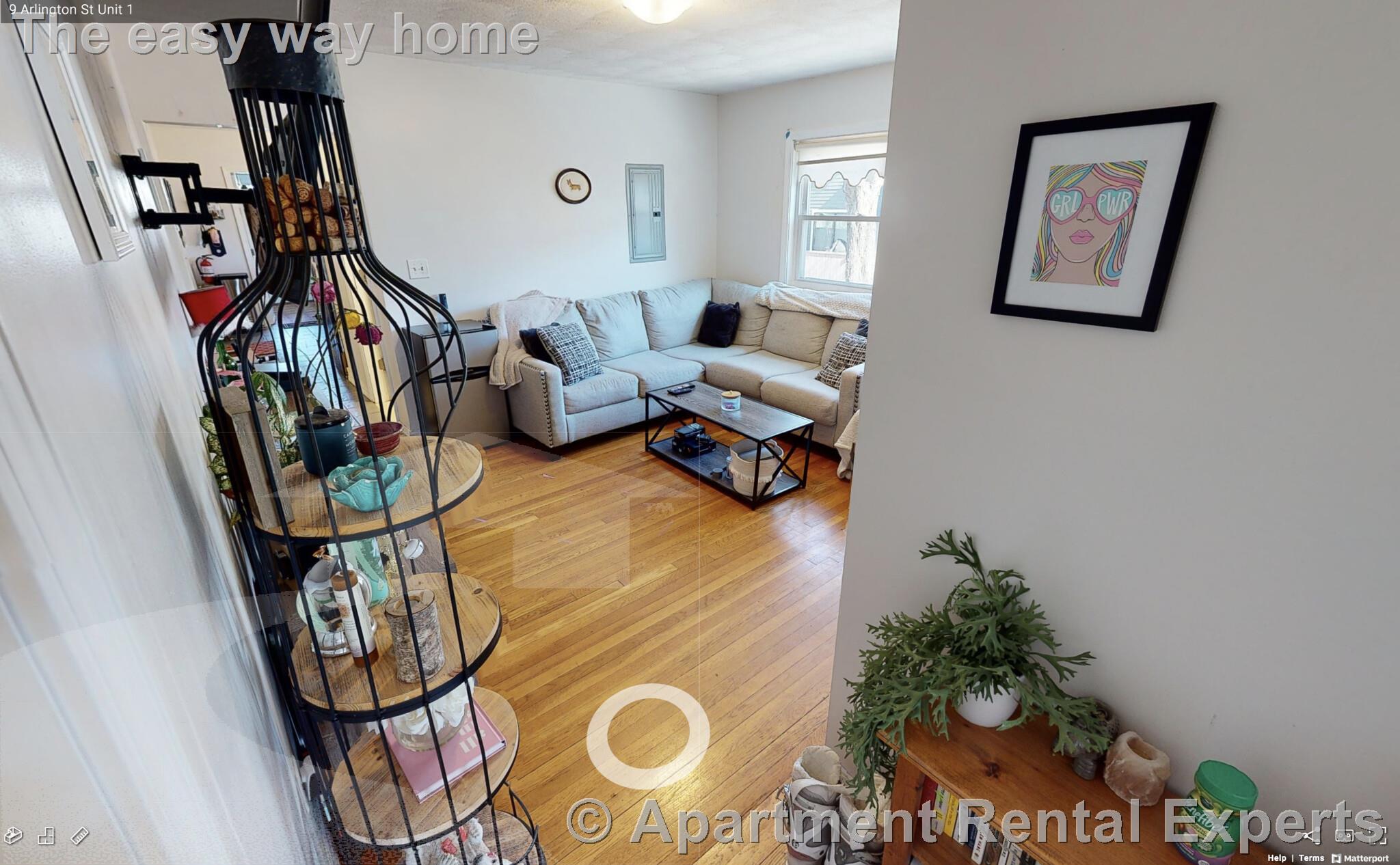 9 Arlington St, Sullivan Square
