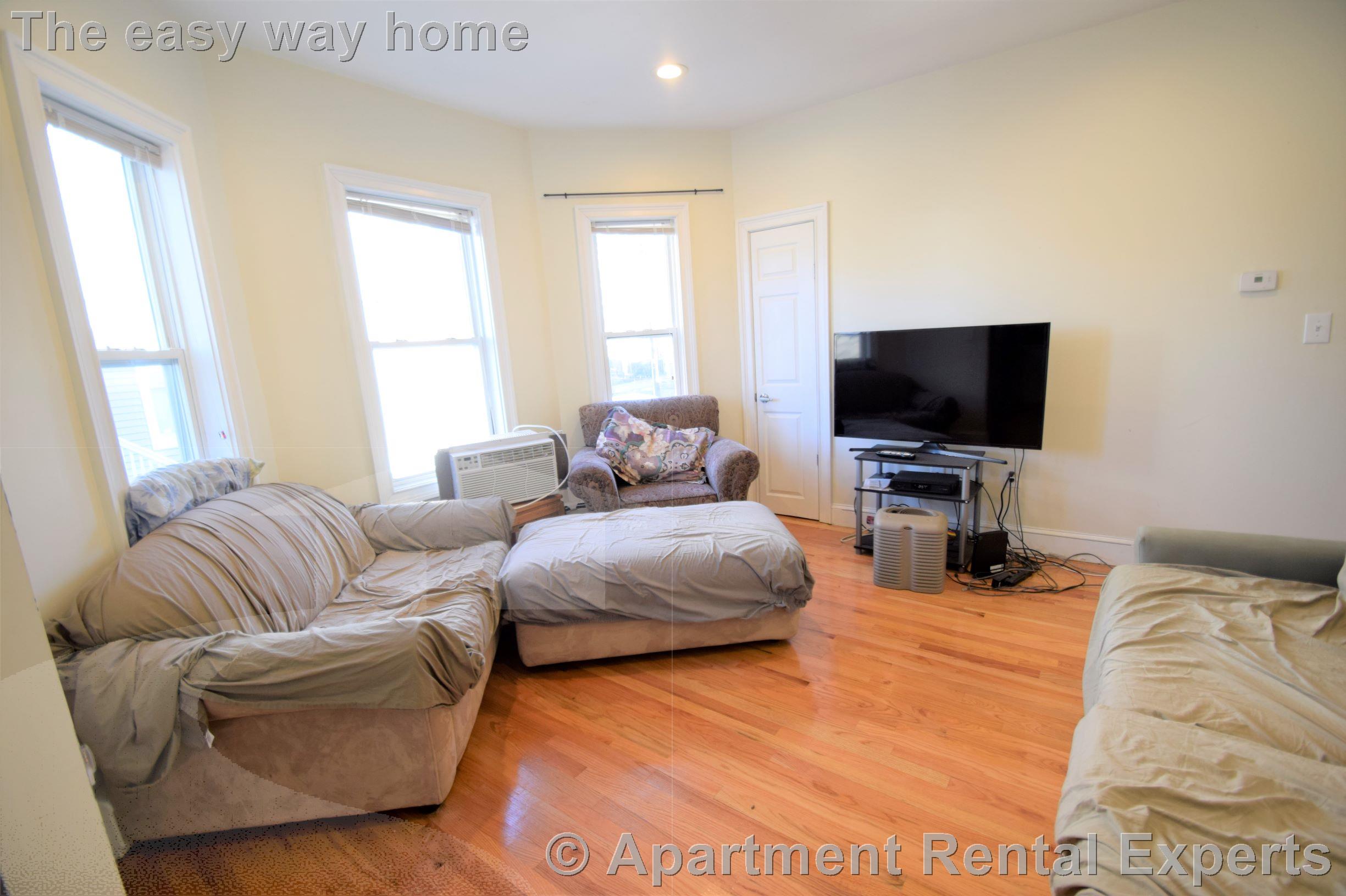 11 Winter Hill Rd, South Medford