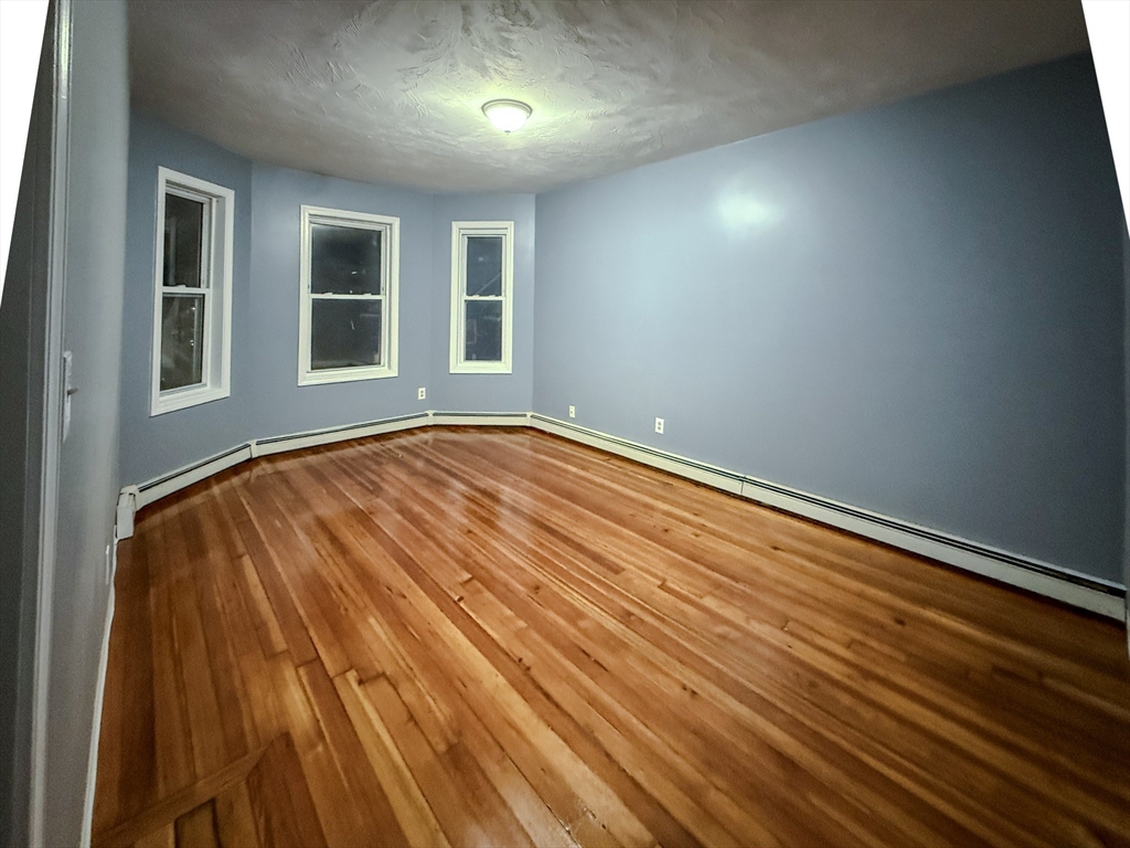 180 Quincy St, Boston