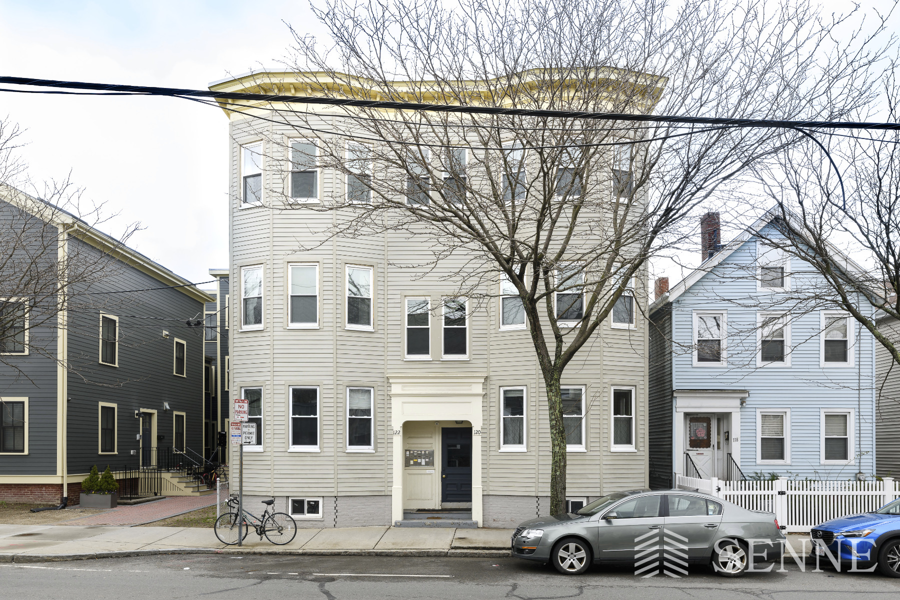 122 Columbia St, The Port