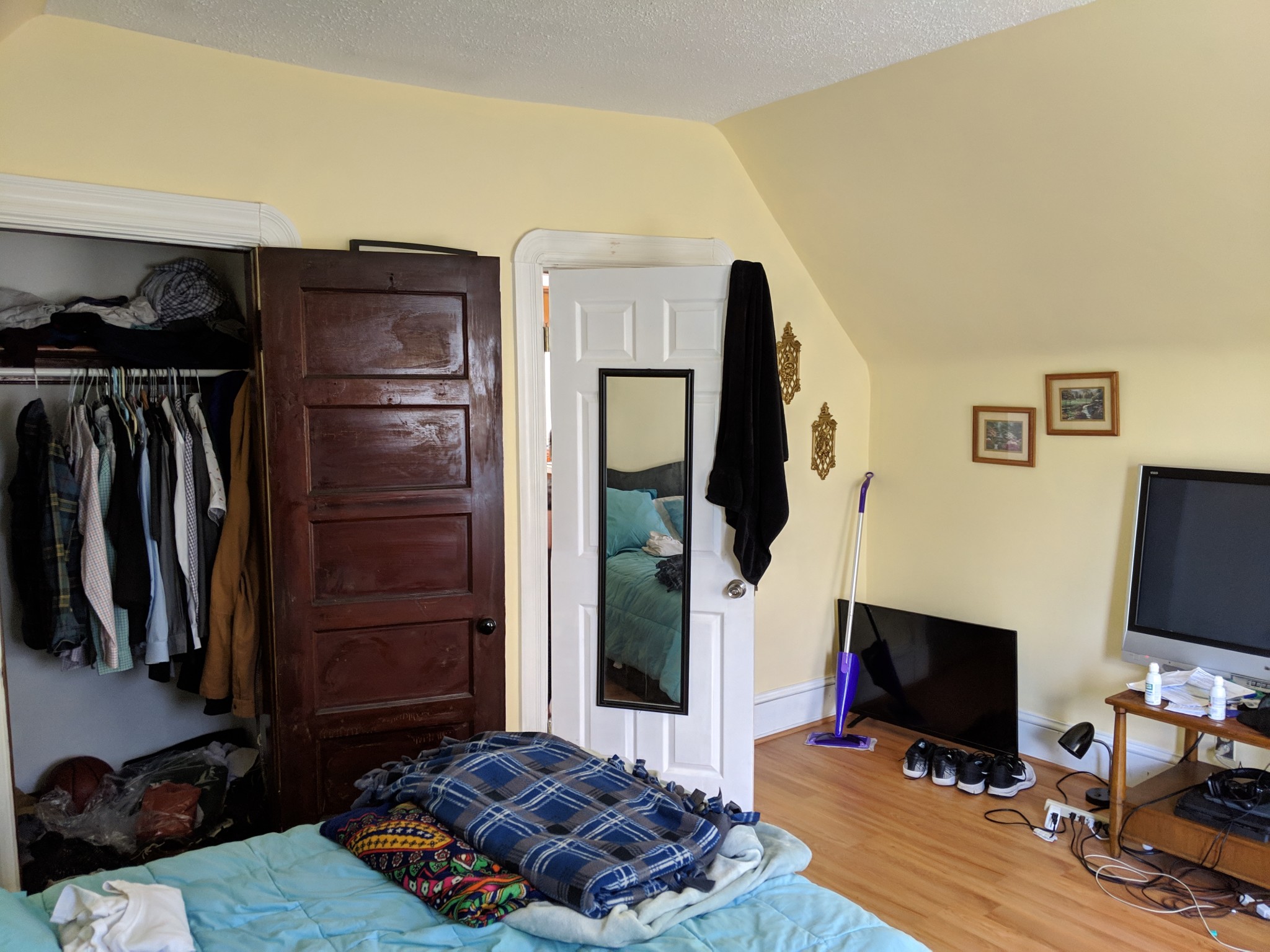 97 Morrison Ave, Powder House Square