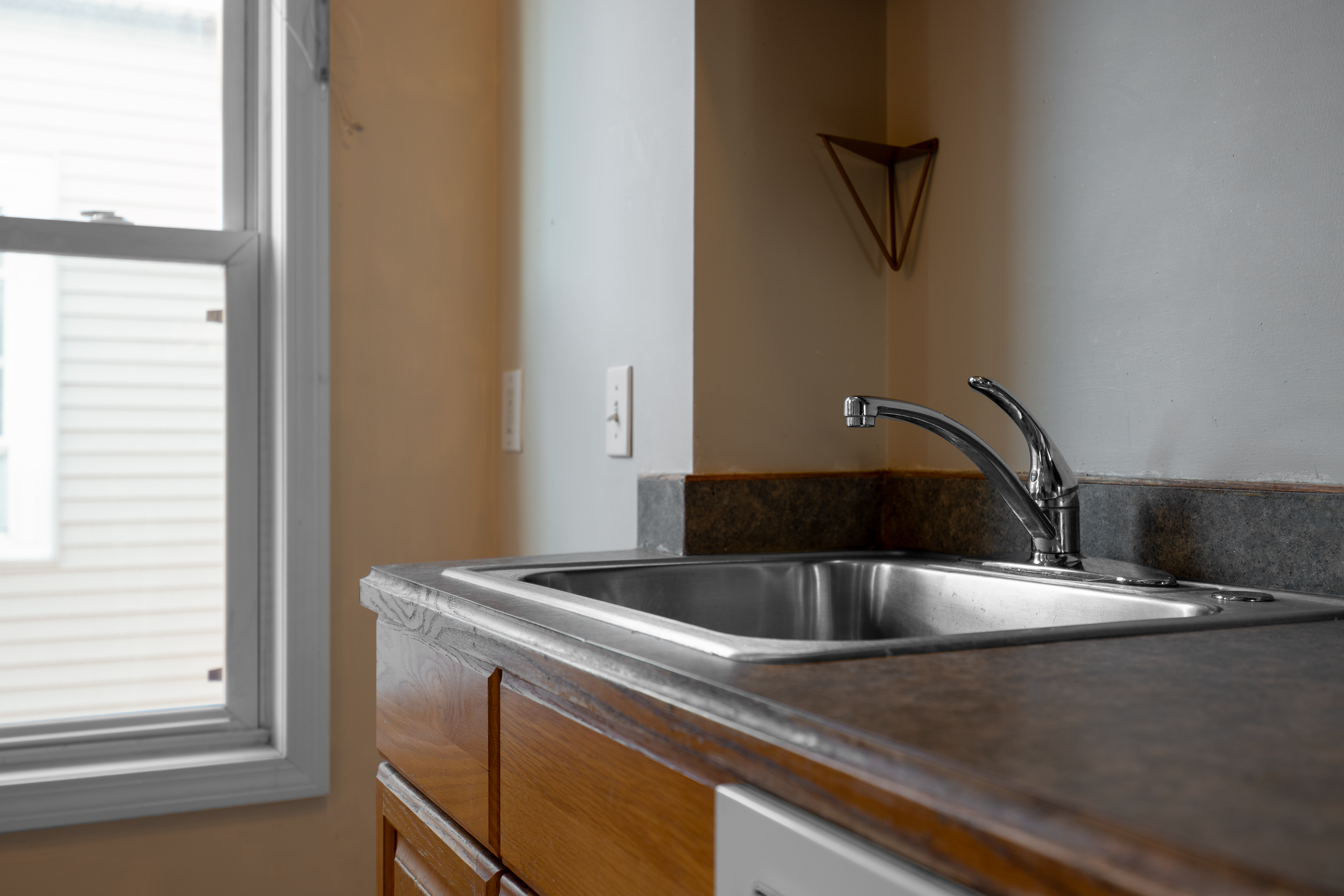 3 bed, 1 bath apartment for rent at 10 Speridakis Ter Unit 1, Cambridgeport — photo 6 of 16