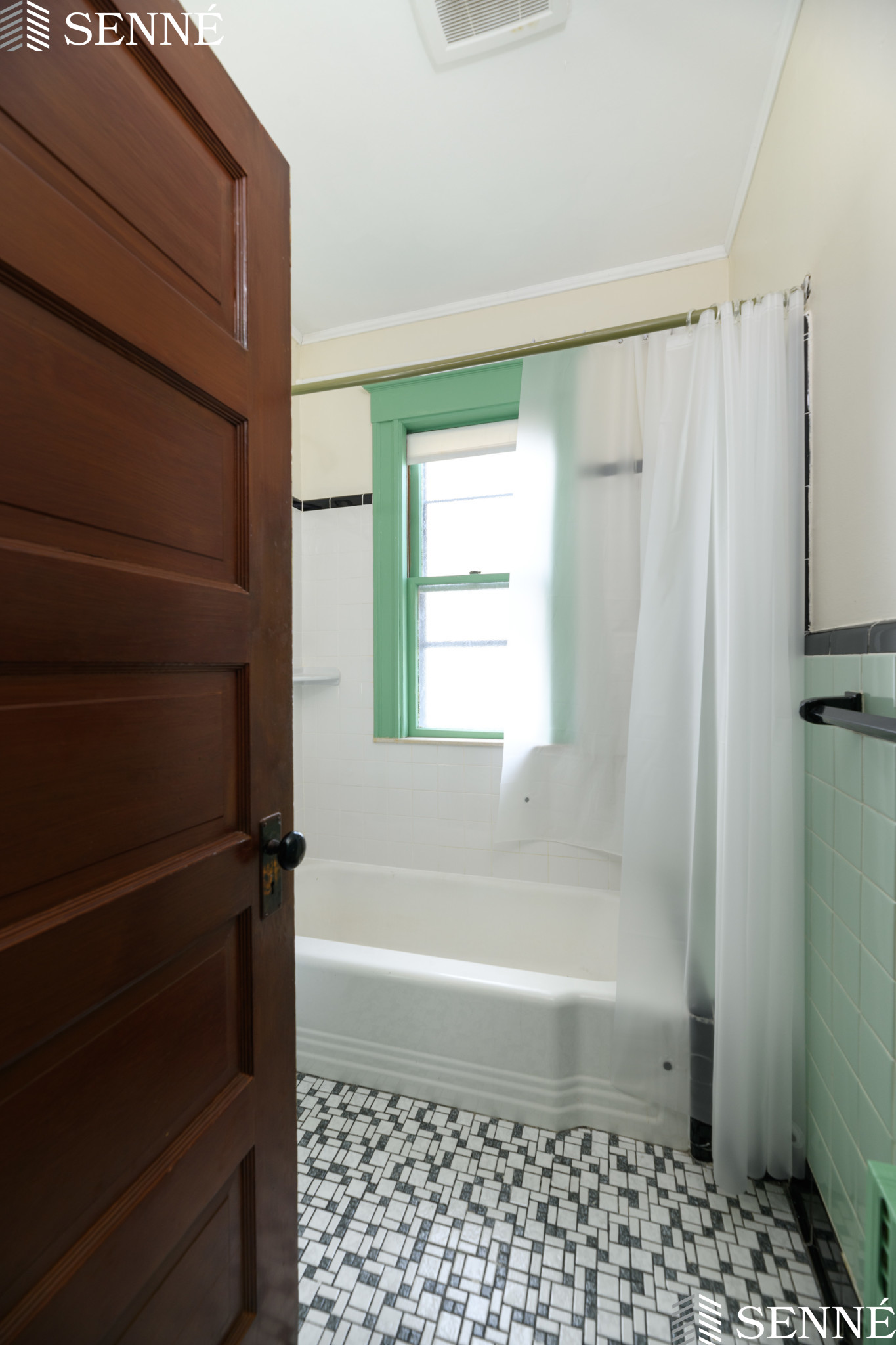 11 Ware St, West Somerville