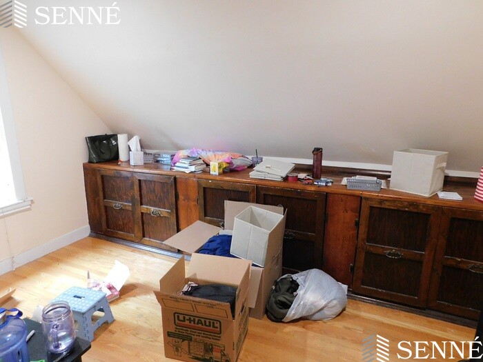 51 Porter Circle, North Cambridge