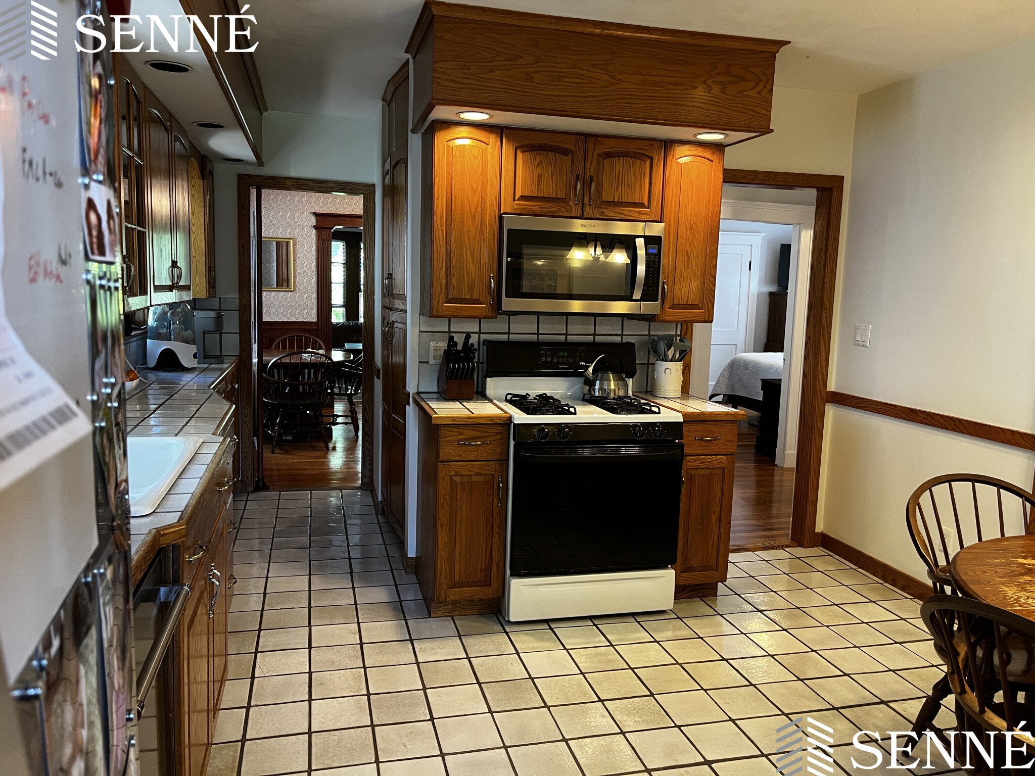 42 School St, Arlington Heights