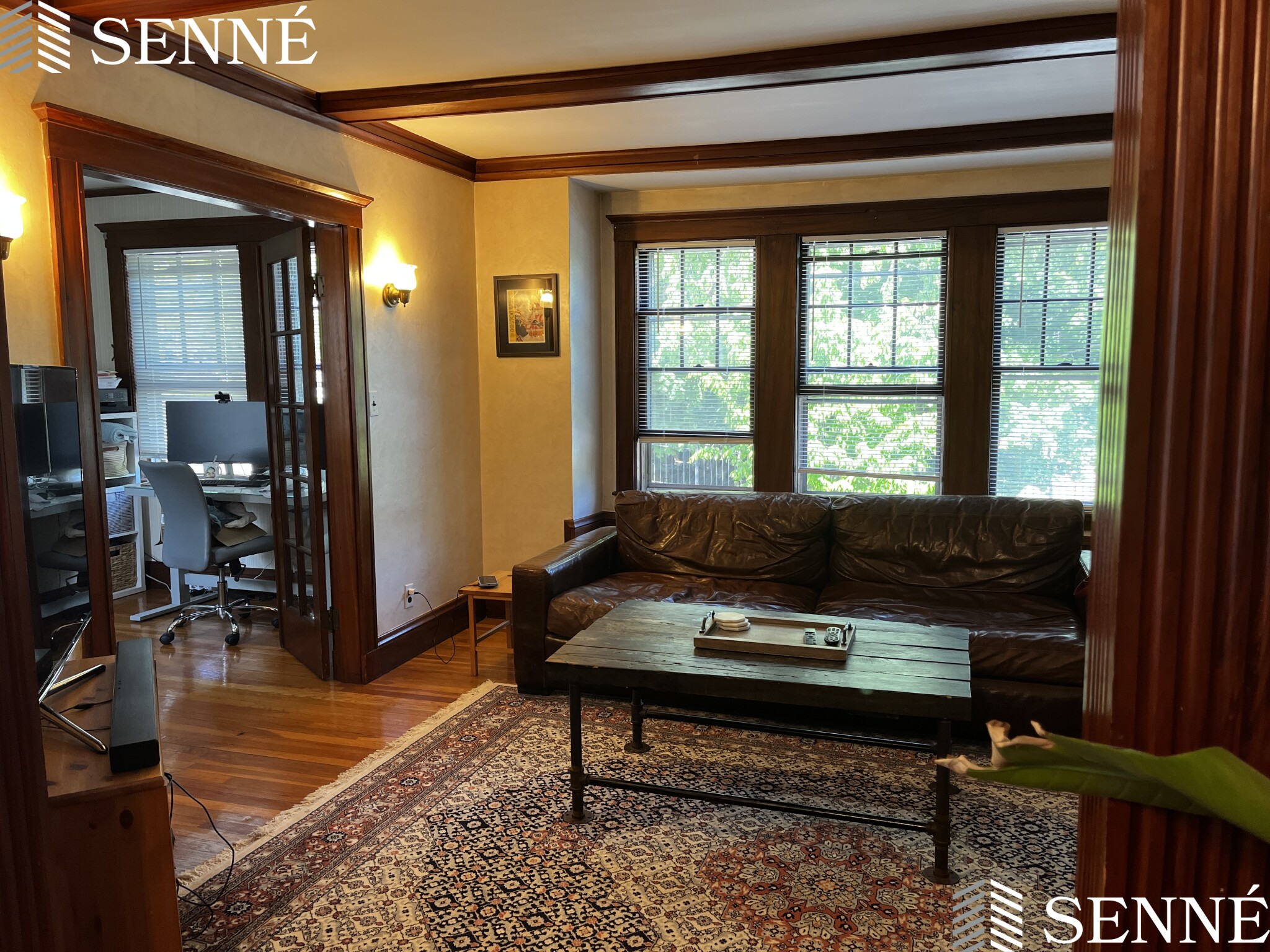 42 School St, Arlington Heights