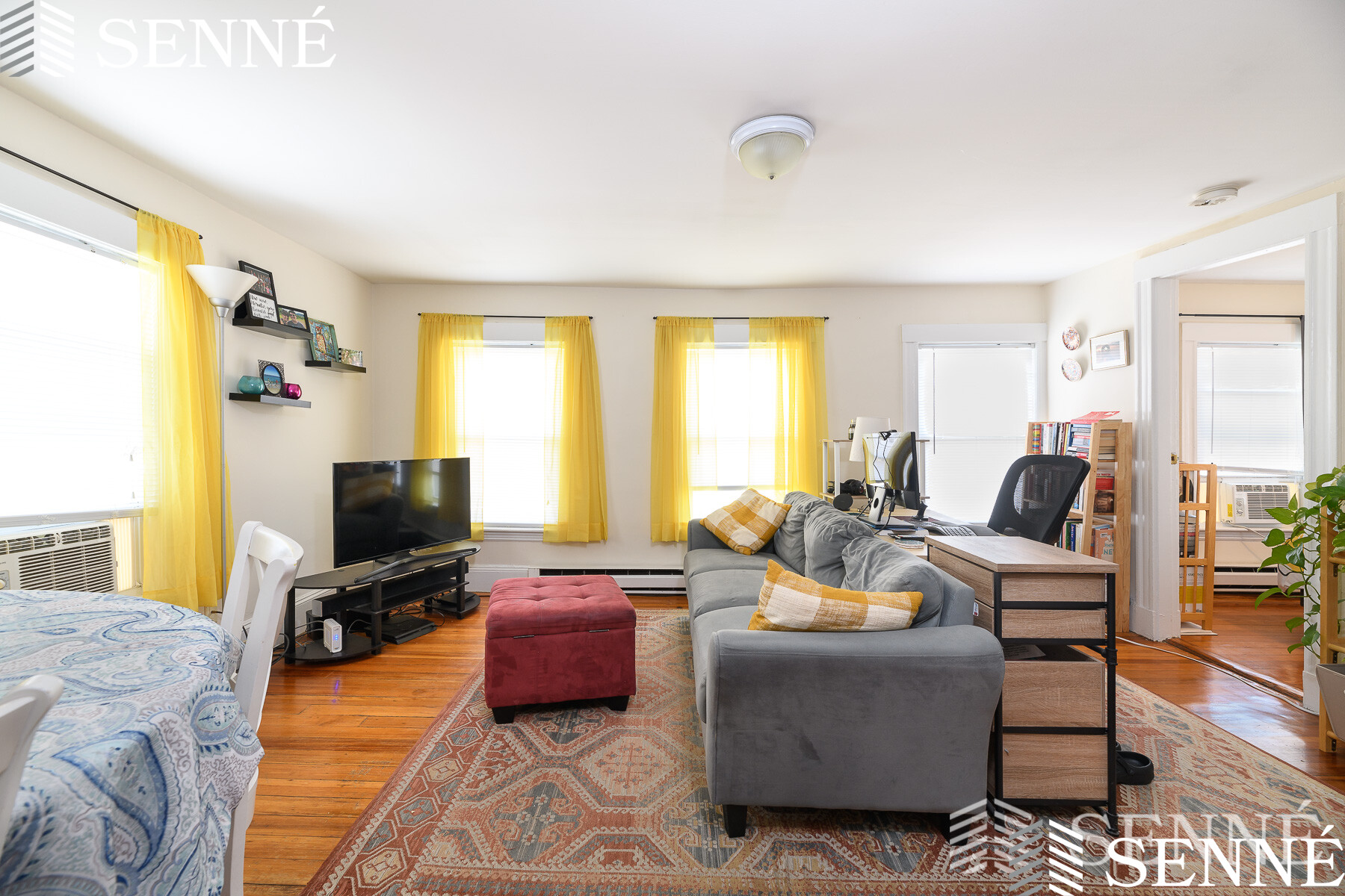 720 Massachusetts Ave, Riverside