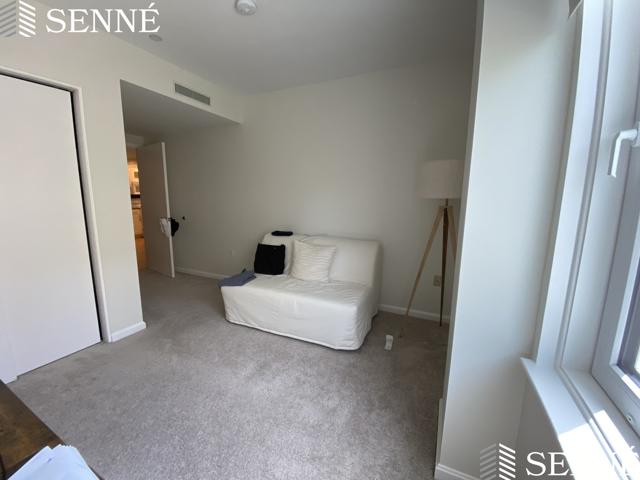 1008 Massachusetts Ave, Riverside