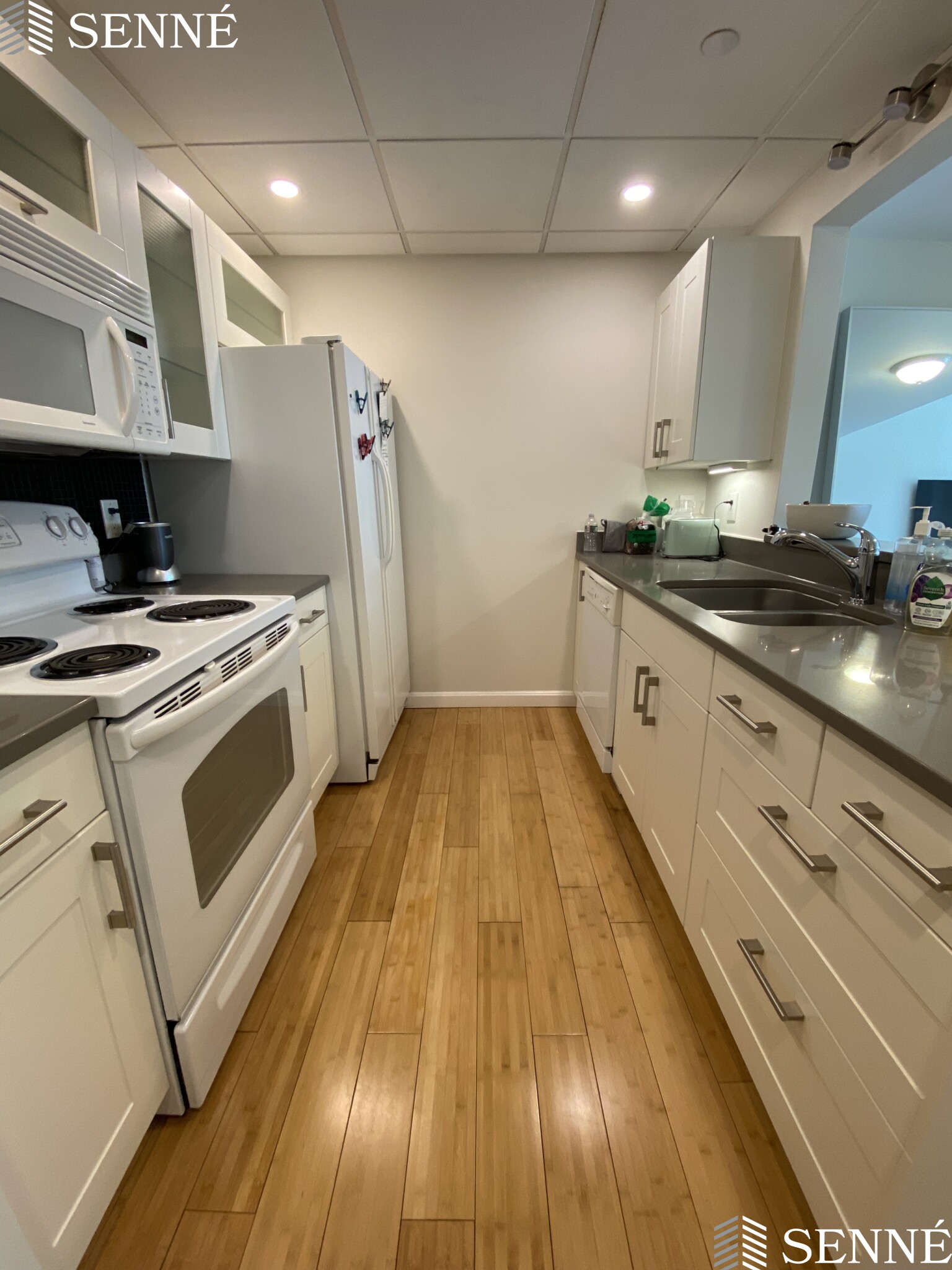 1008 Massachusetts Ave, Riverside