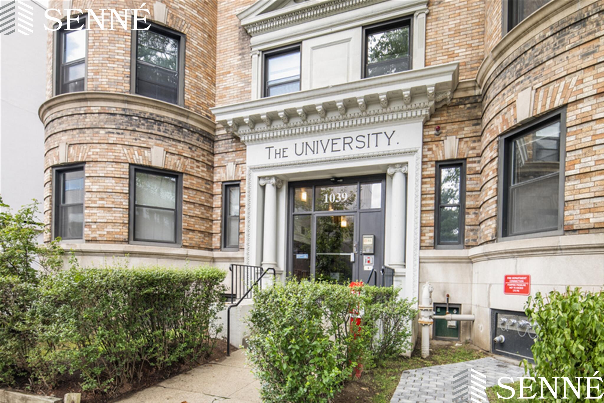 1039 Massachusetts Ave, Harvard Square