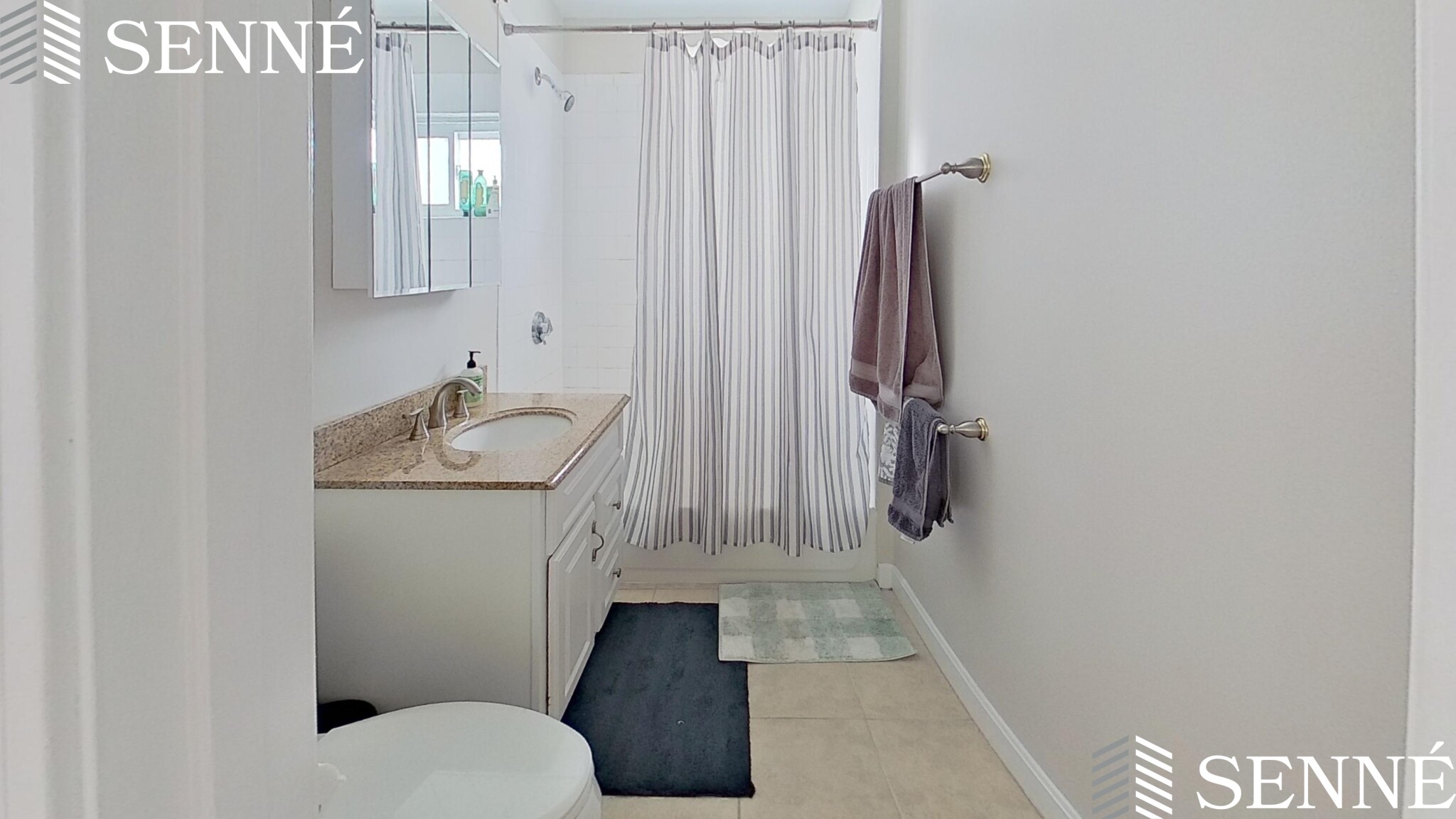 124 Cedar St, Powder House Square