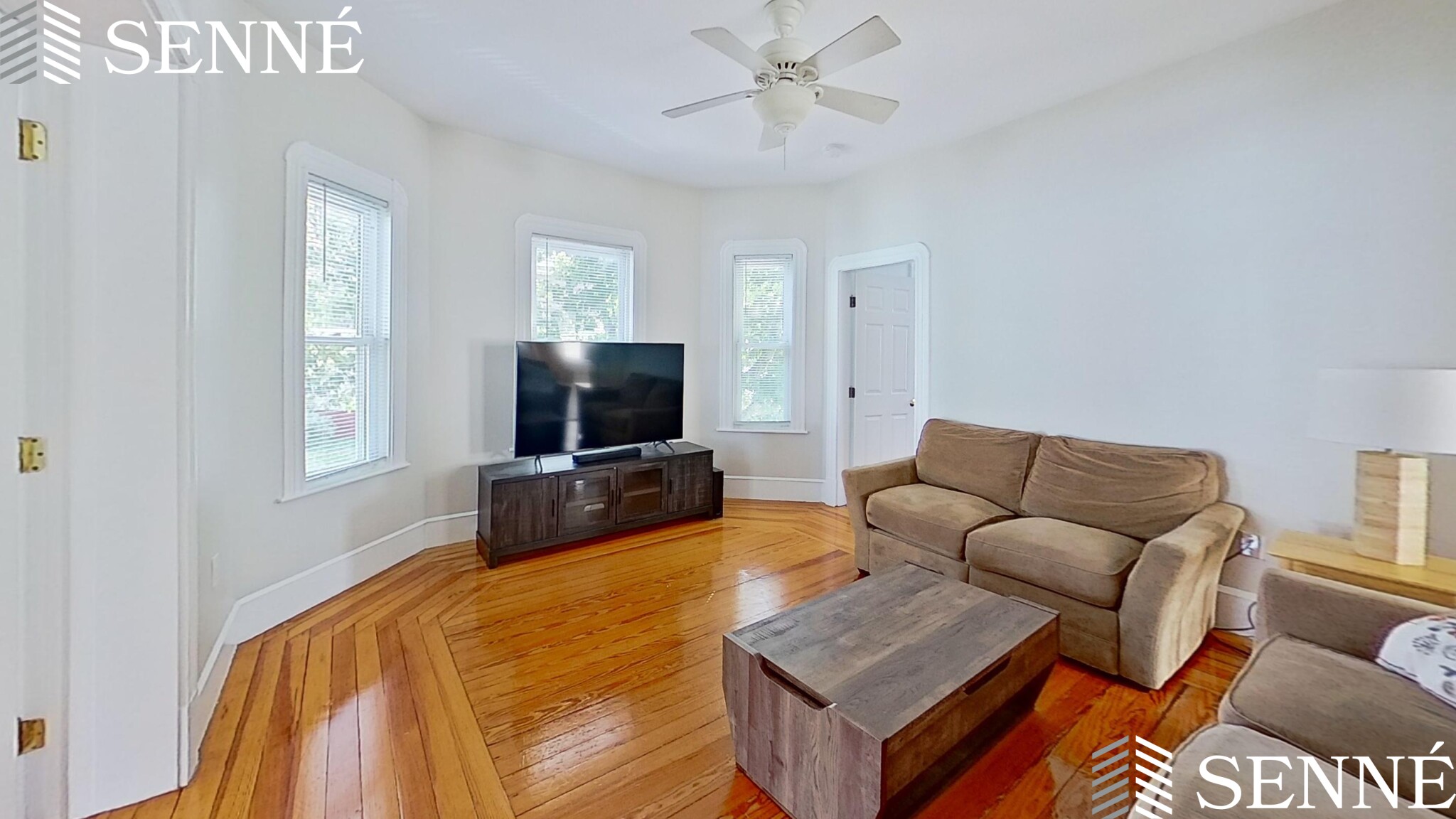 124 Cedar St, Powder House Square