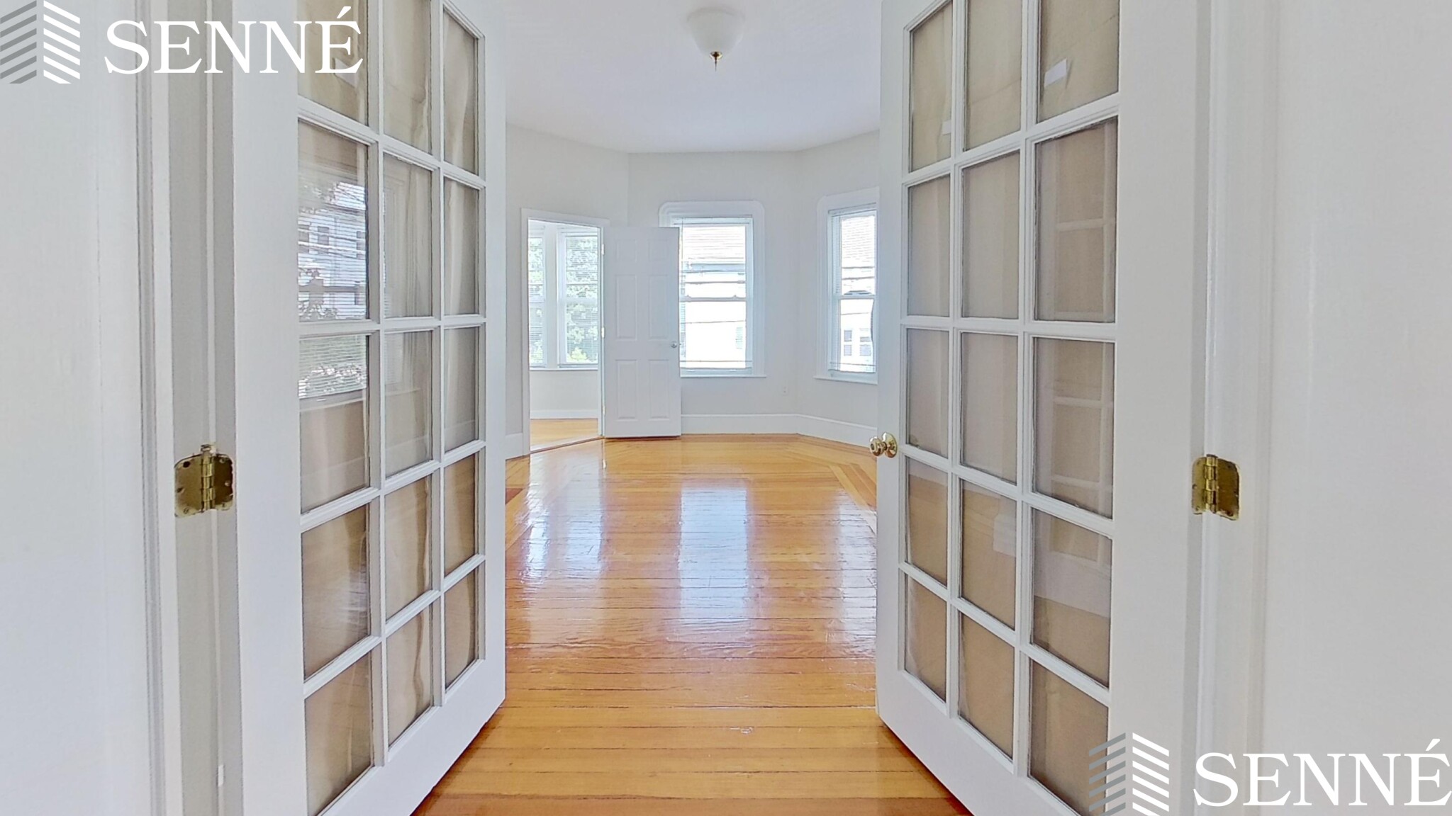 124 Cedar St, Powder House Square