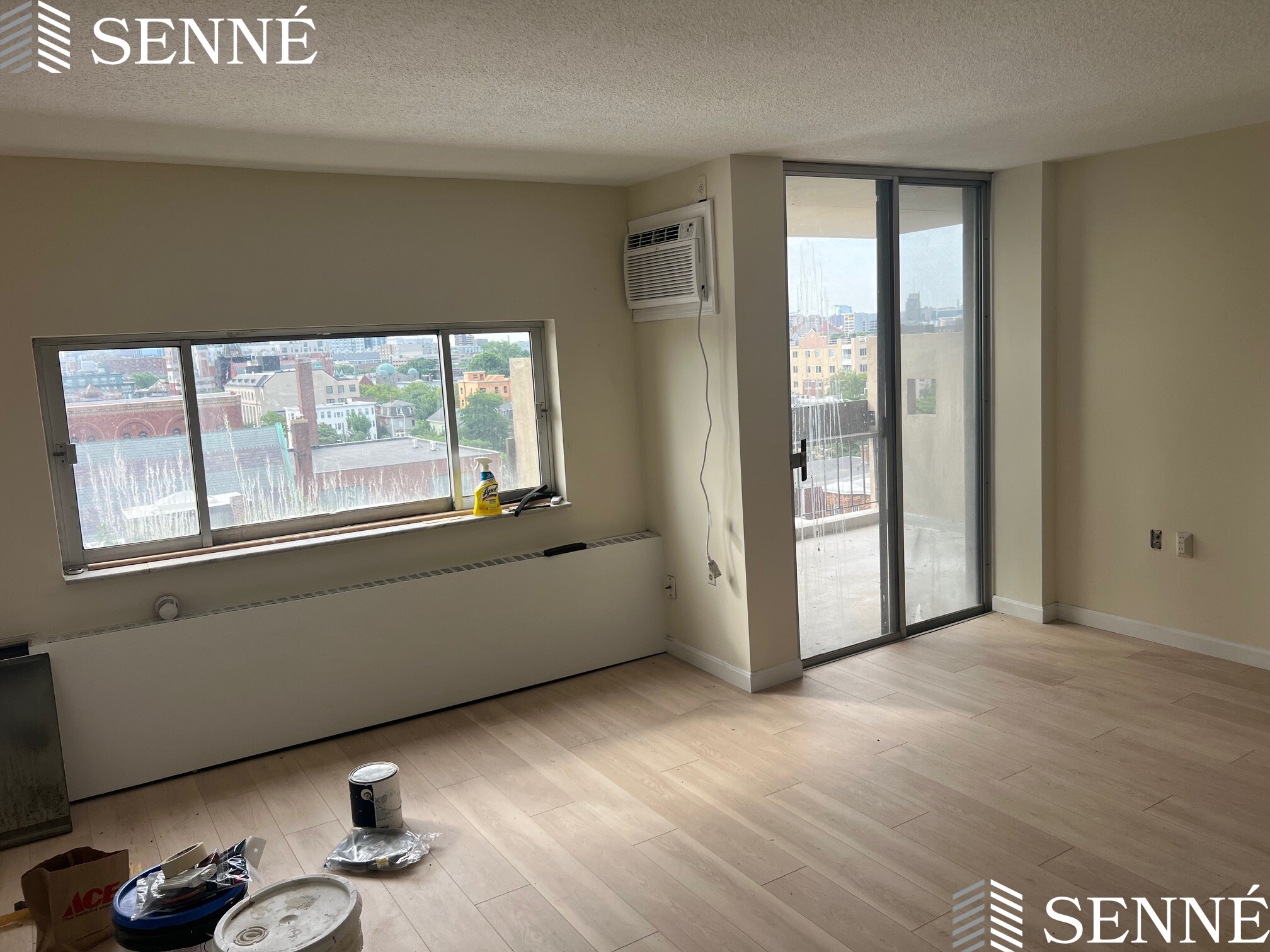 872 Massachusetts Ave, Riverside