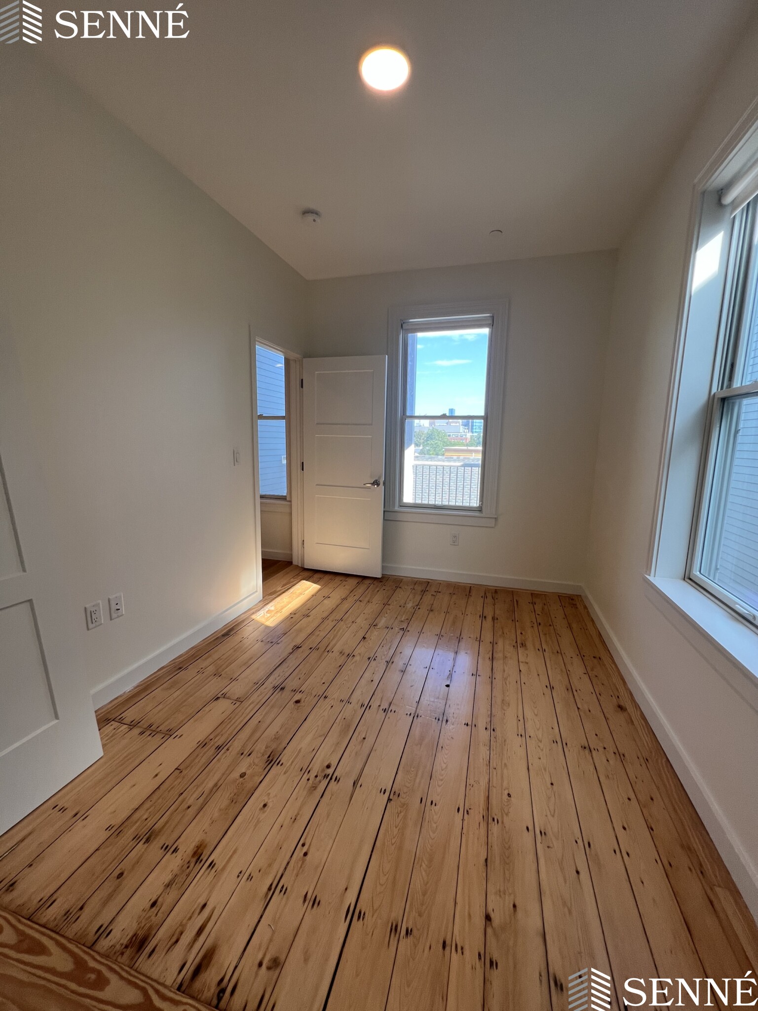 22 Magazine St, Cambridgeport