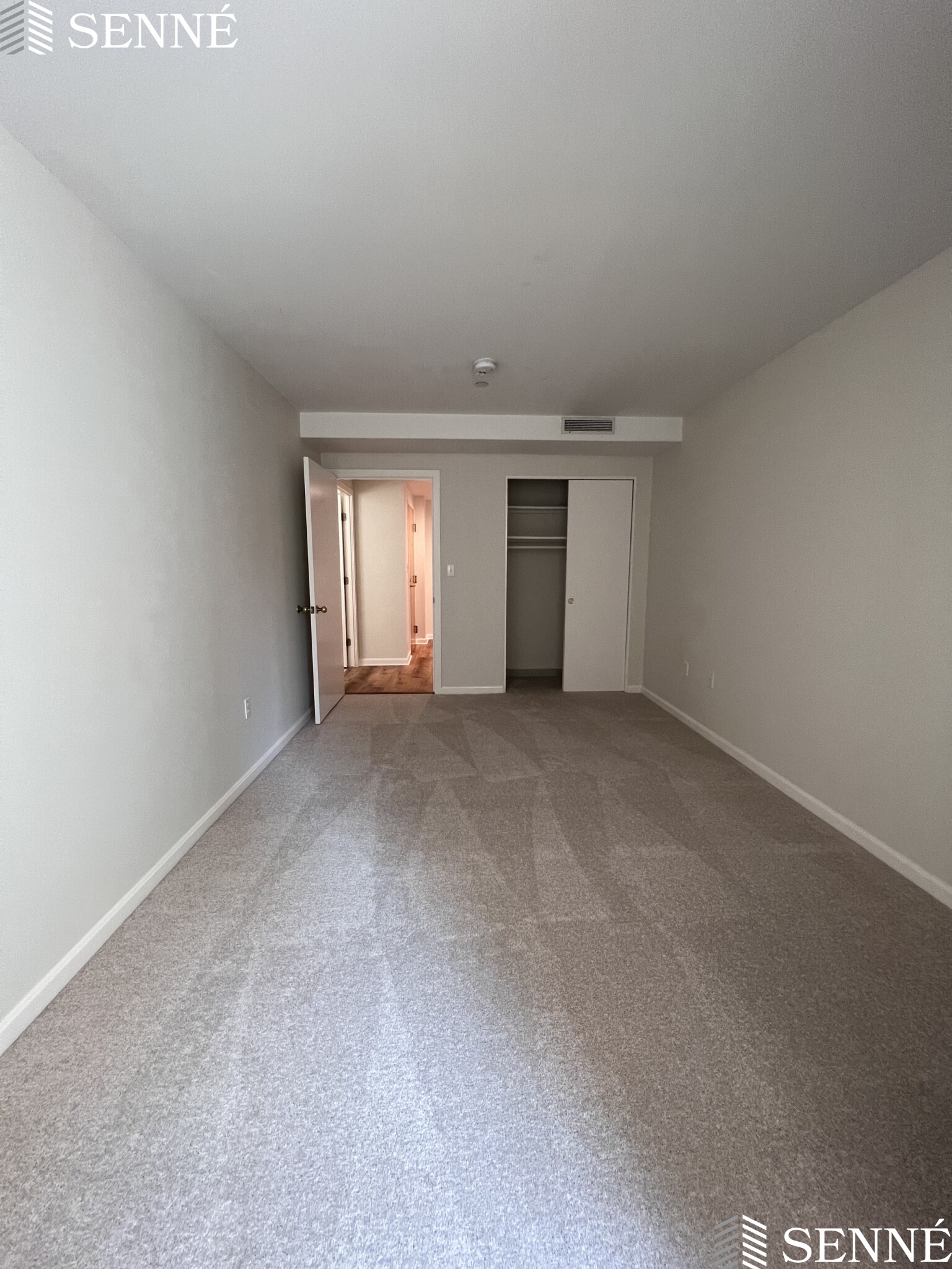 1008 Massachusetts Ave, Riverside