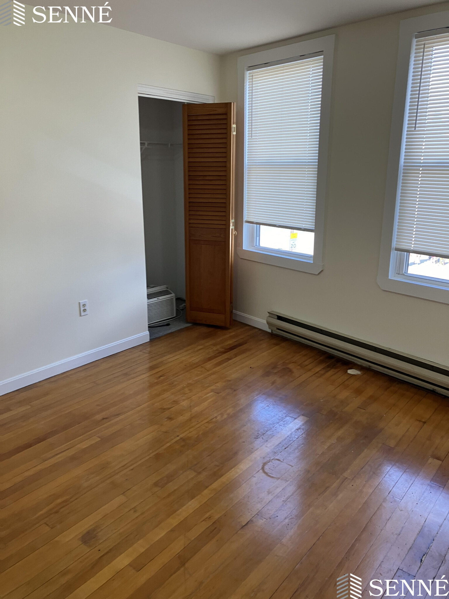 35 Davis Sq, Davis Square