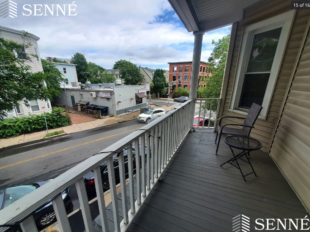 275 Putnam, Riverside