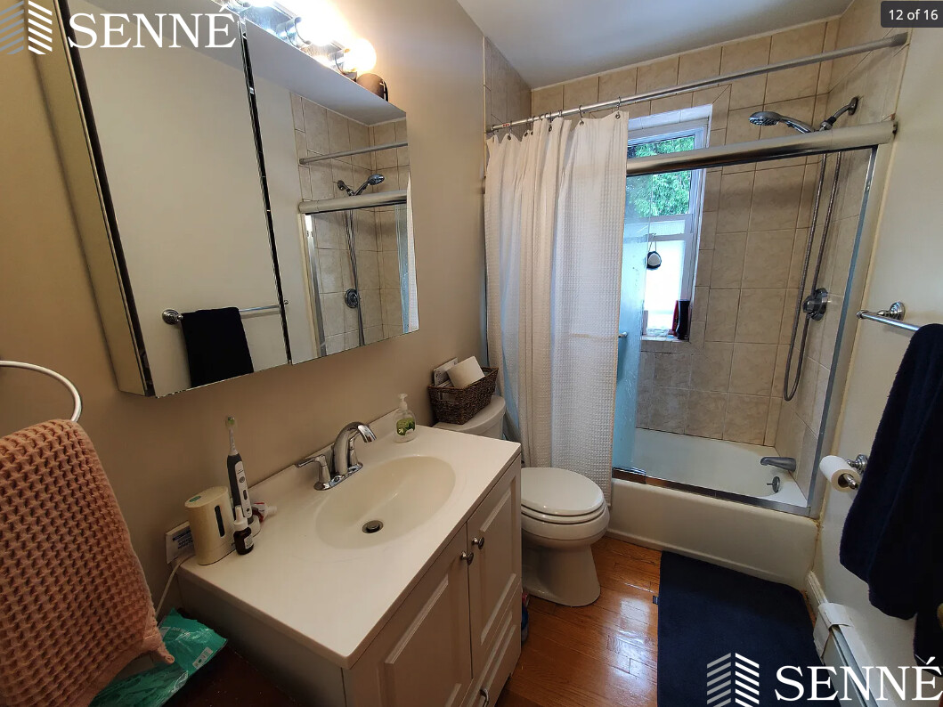 275 Putnam, Riverside