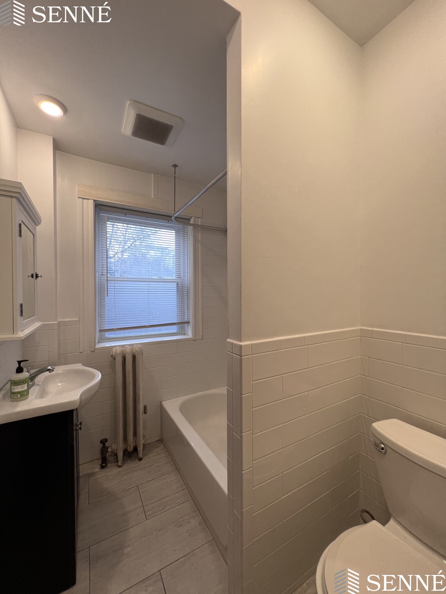 5 Linnaean St, Neighborhood Nine