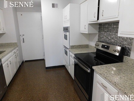 19 Chauncy St, Neighborhood Nine