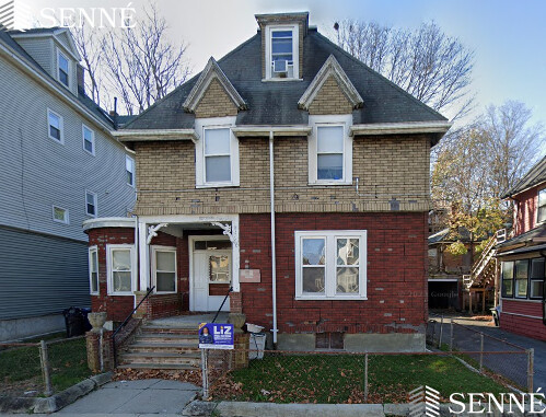 16 Howland St, Roxbury