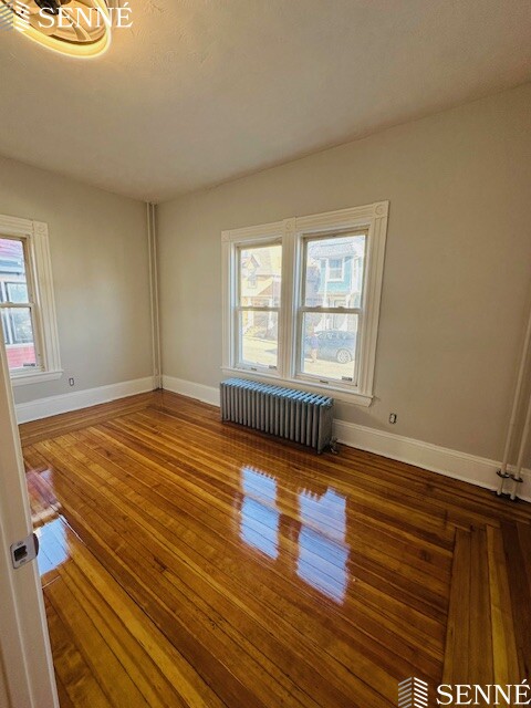 16 Howland St, Roxbury