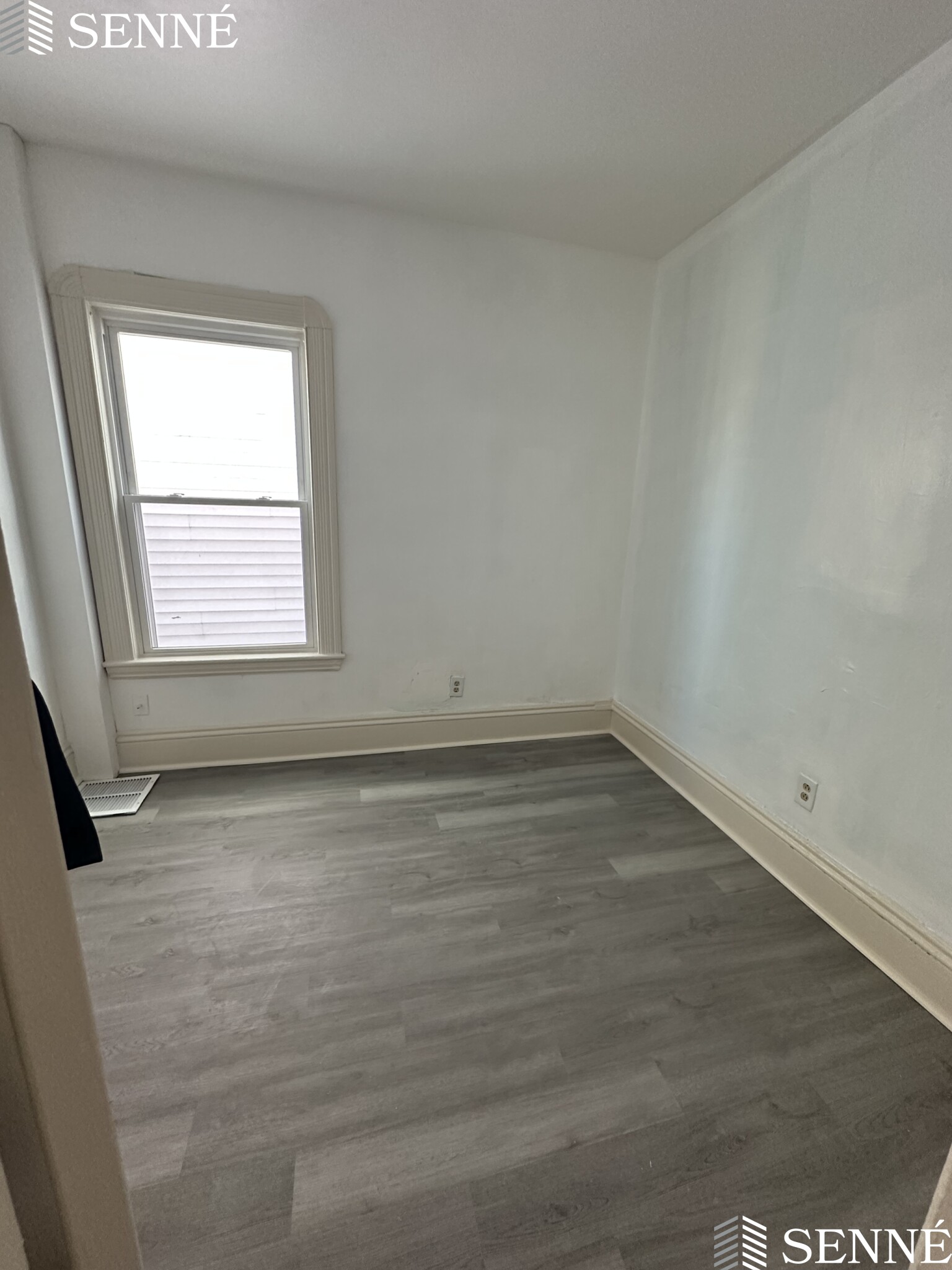 12 Danube St, Roxbury