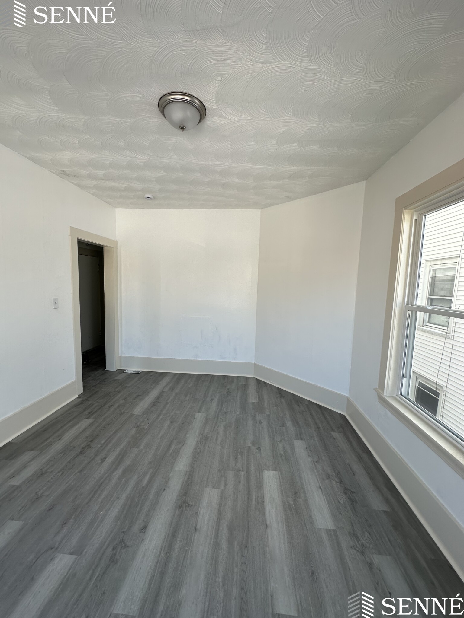 12 Danube St, Roxbury