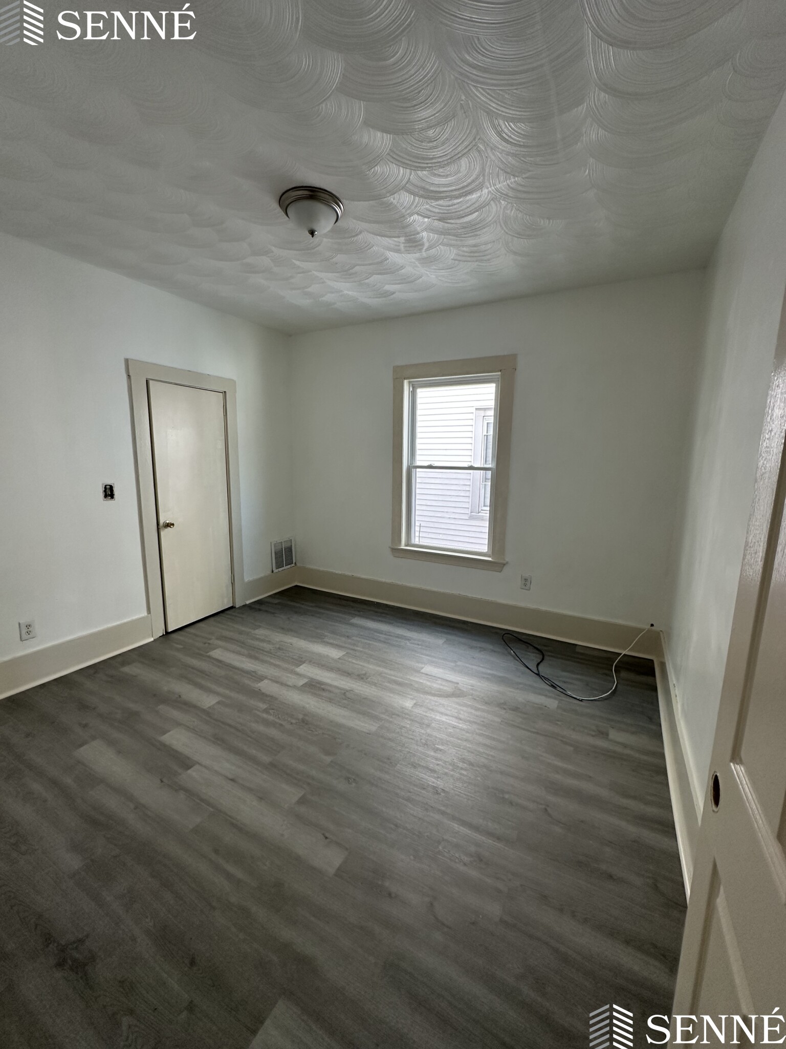 12 Danube St, Roxbury