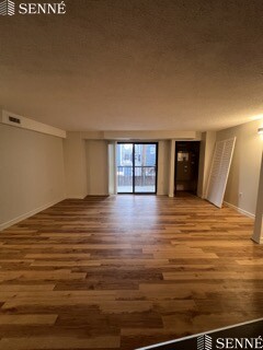 16 Elmer St, Riverside