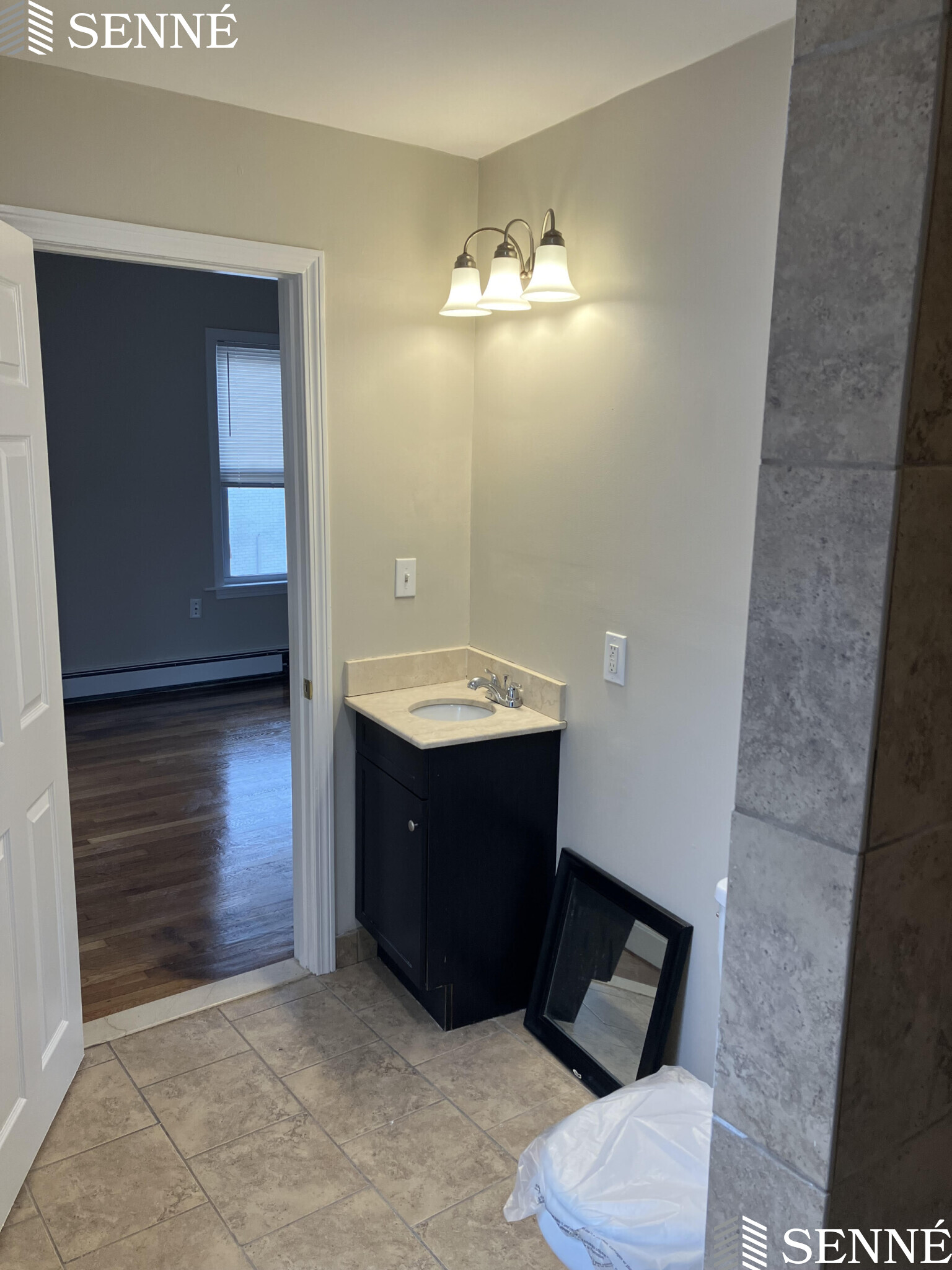 510 Medford St, Magoun Square