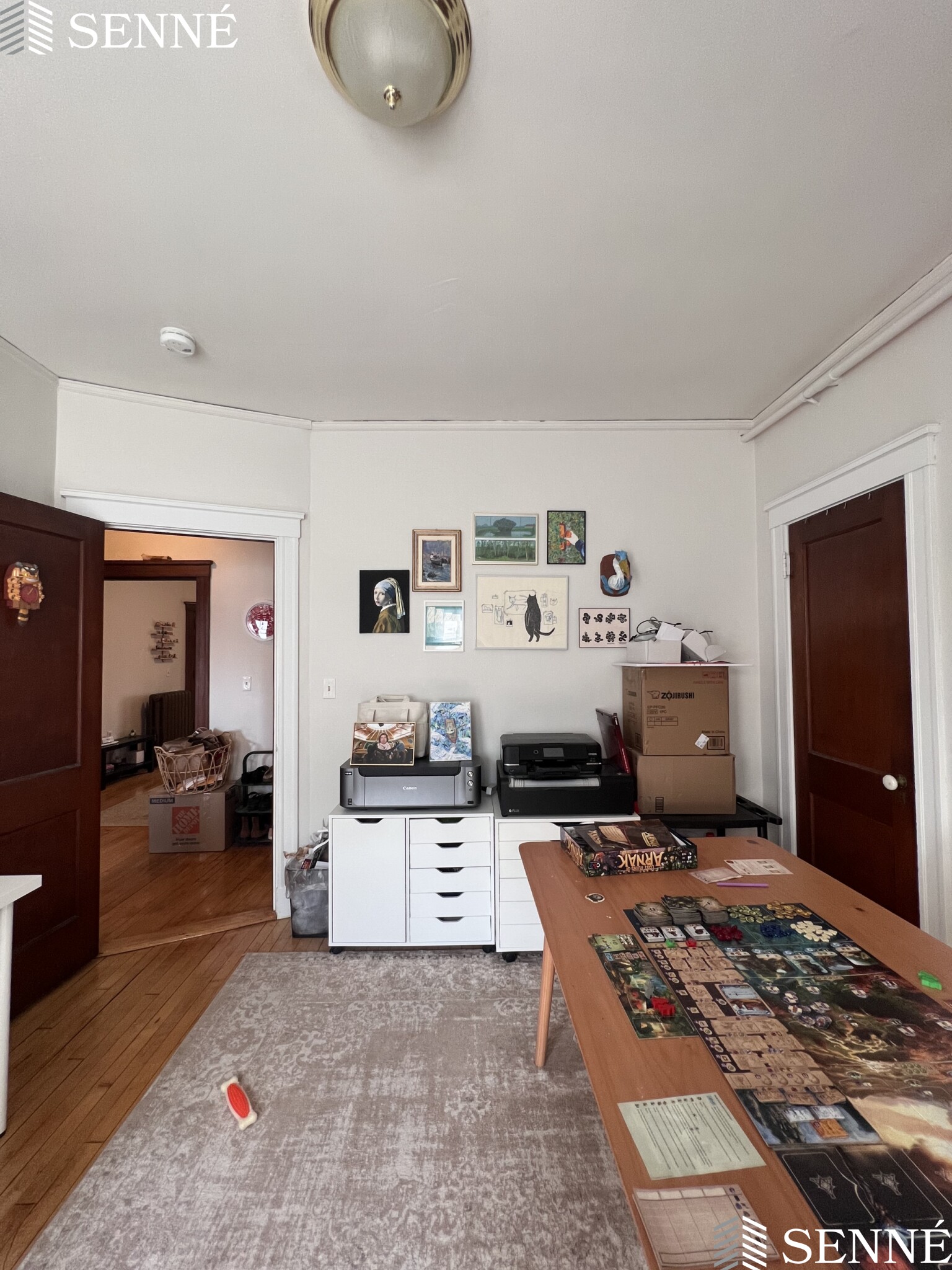 3 Linnaean St, Neighborhood Nine