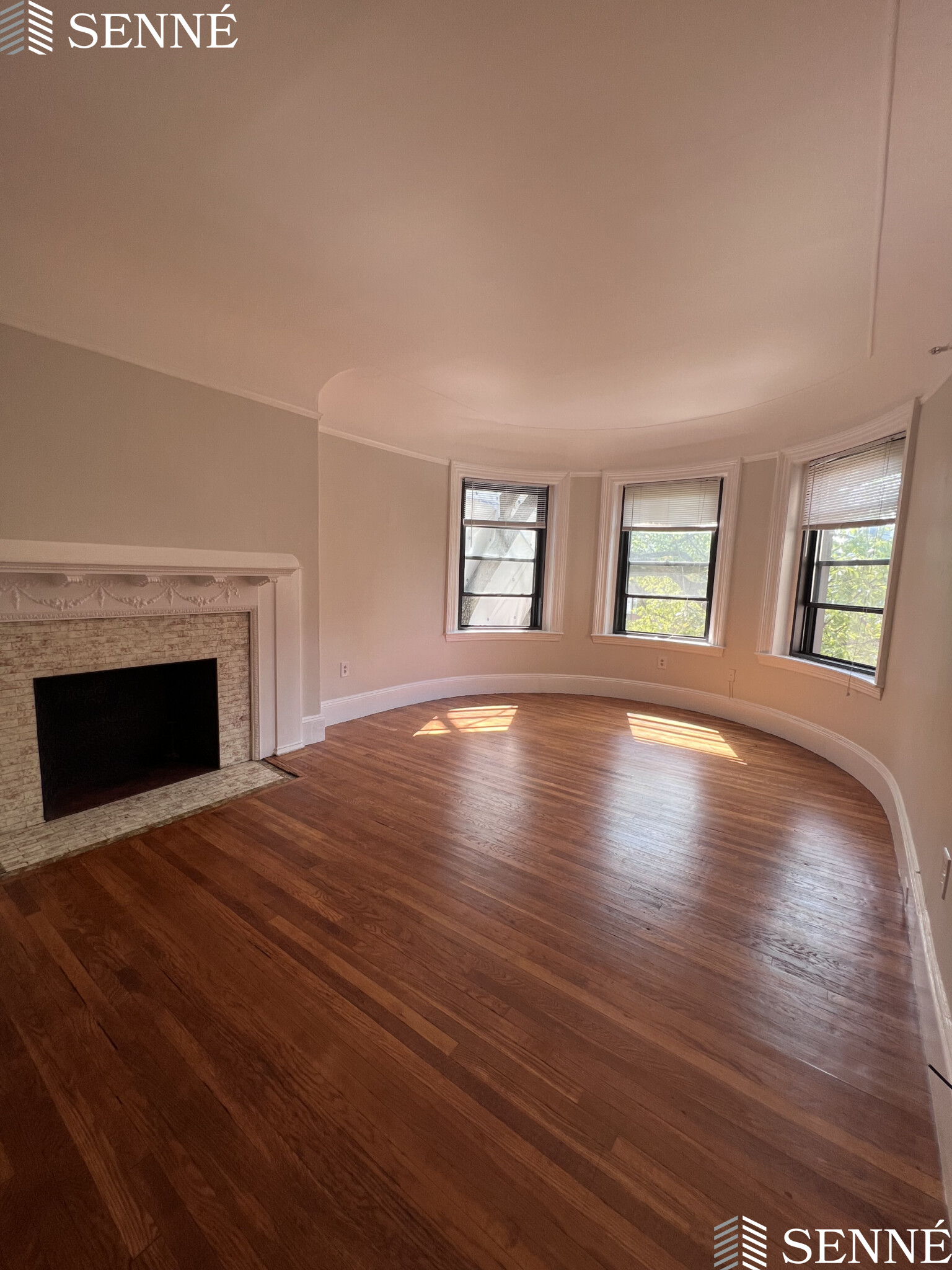 1039 Massachusetts Ave, Mid Cambridge