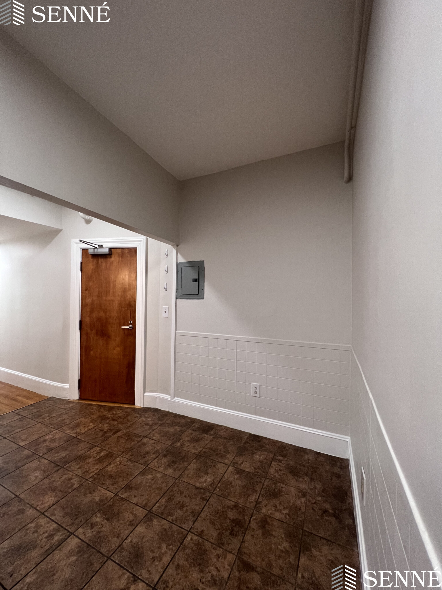 1039 Massachusetts Ave, Mid Cambridge