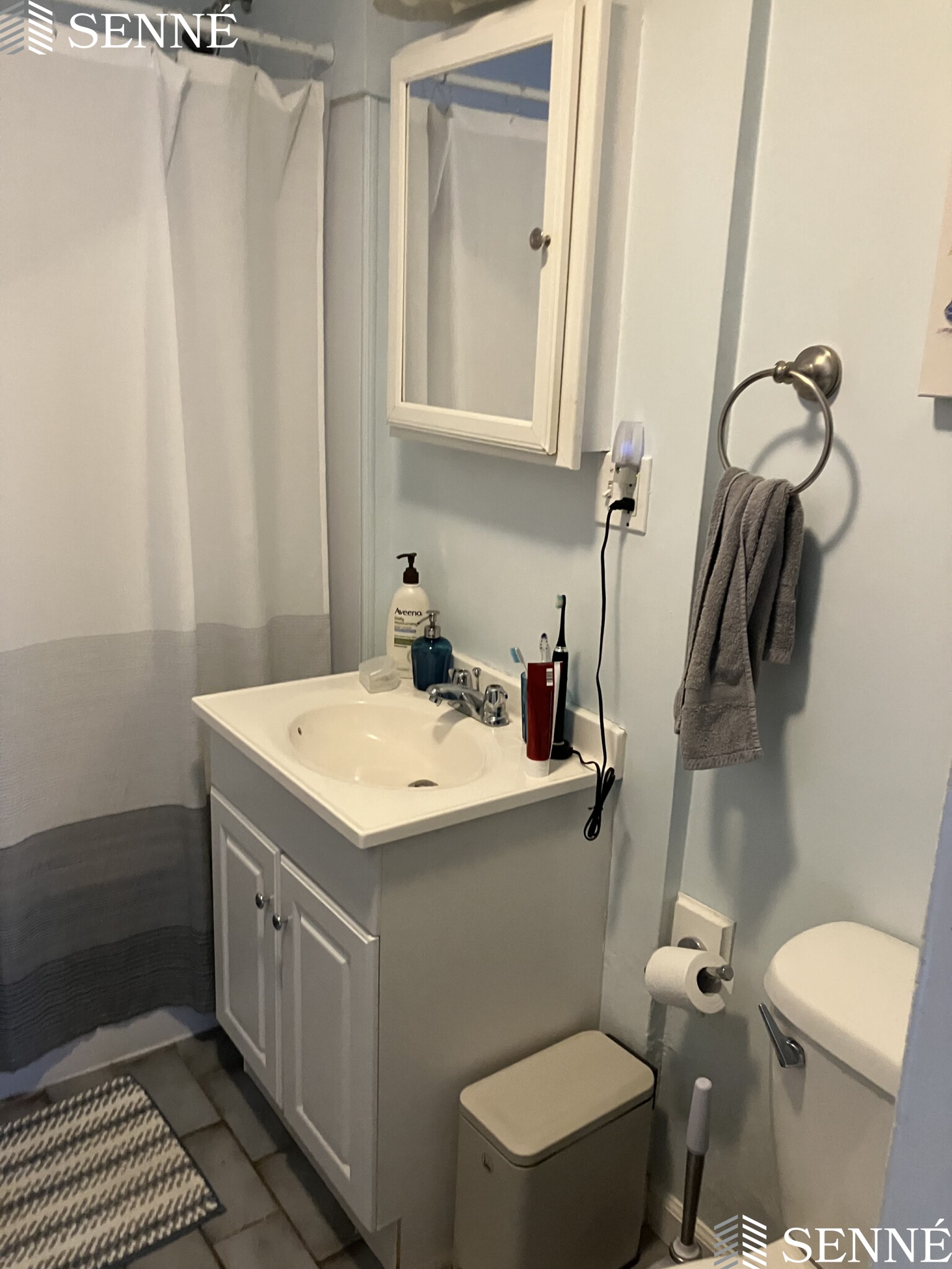 16 Kidder Ave, Powder House Square