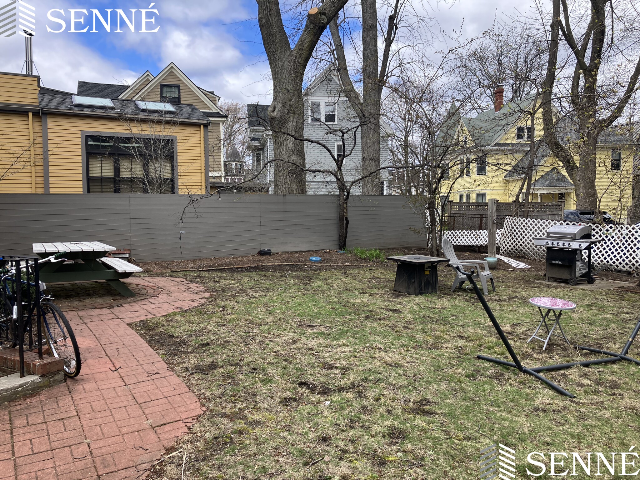 16 Kidder Ave, Powder House Square