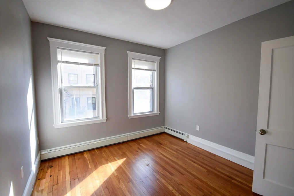 142 Sutherland Rd, Brighton