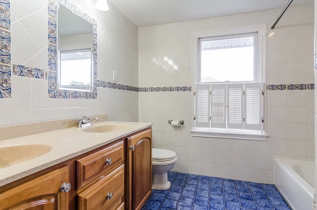 26 South Gate Park, West Newton