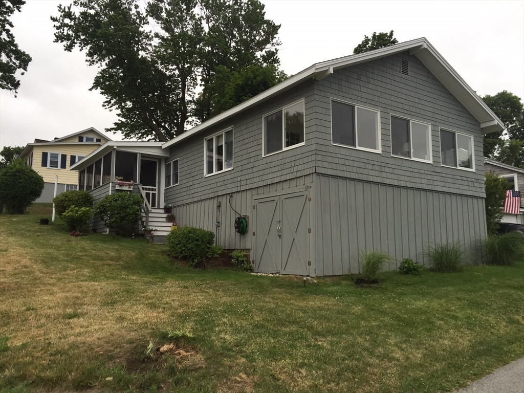 12 Cove Rd, Little Neck