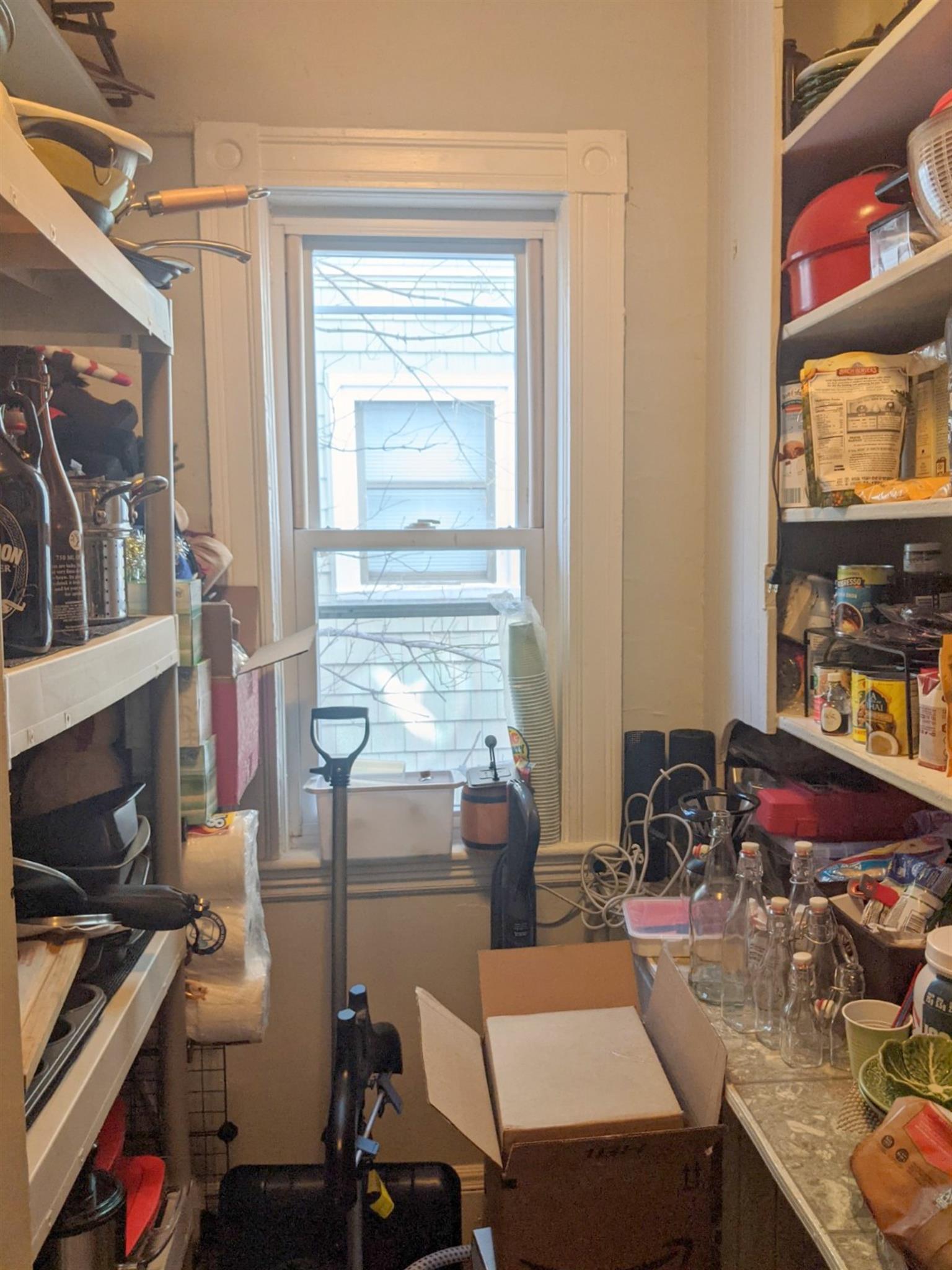 3 bed, 1 bath apartment for rent at 1249 Broadway Unit 1, Teele Square — photo 15 of 25