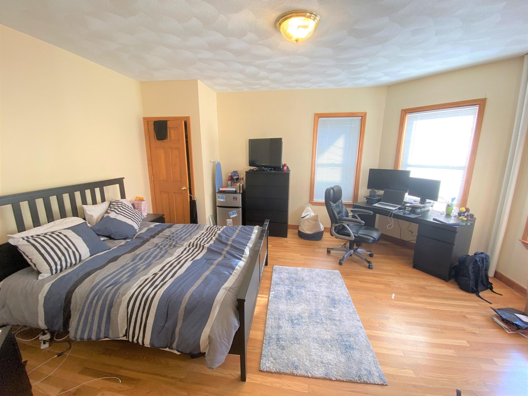 3 bed, 1 bath apartment for rent at 35 Hancock St Unit 1A, Davis Square — photo 9 of 14