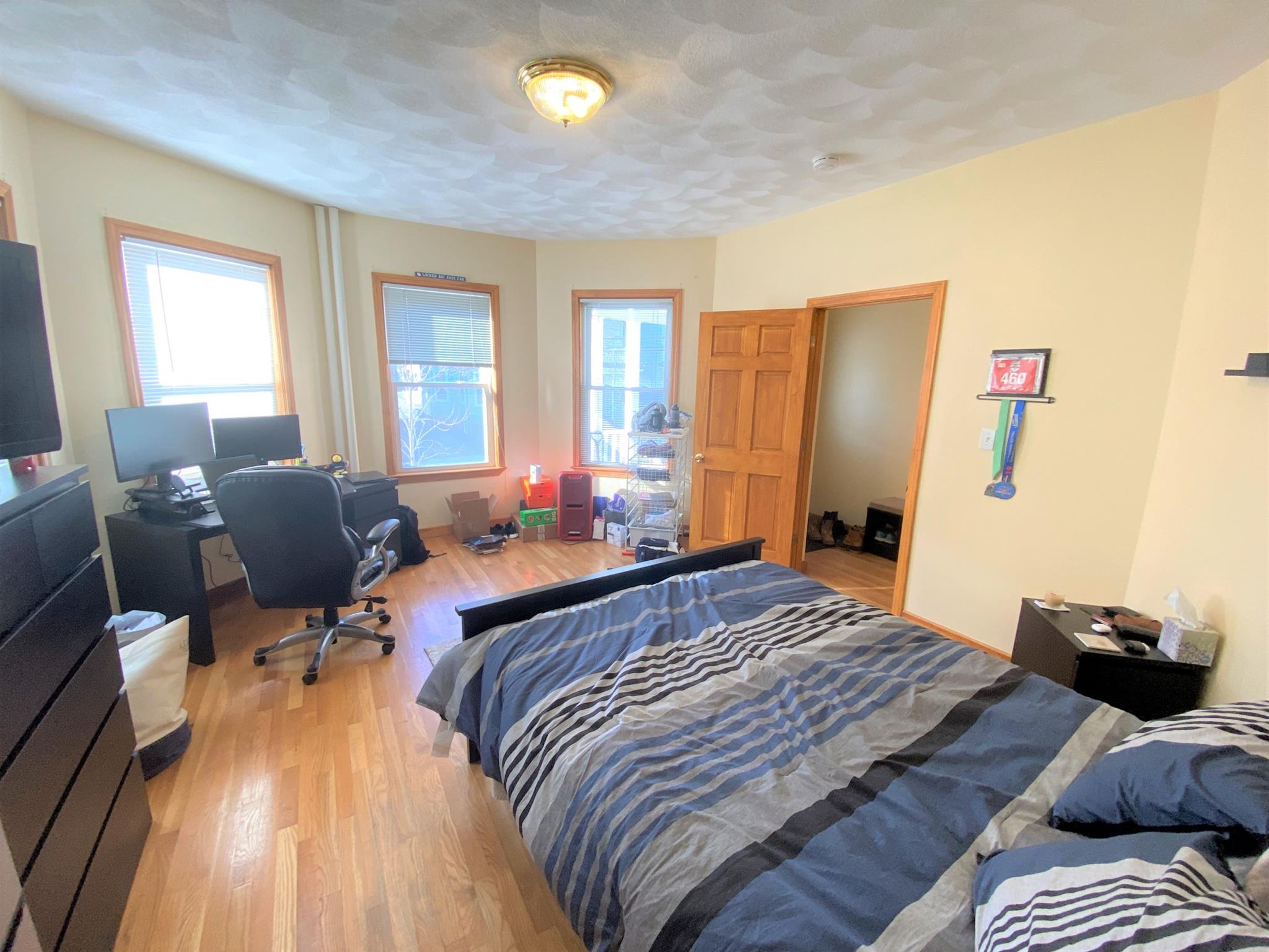 3 bed, 1 bath apartment for rent at 35 Hancock St Unit 1A, Davis Square — photo 10 of 14