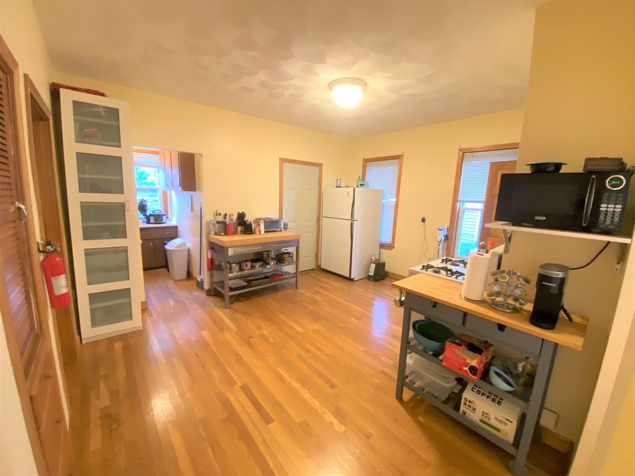 3 bed, 1 bath apartment for rent at 35 Hancock St Unit 1A, Davis Square — photo 11 of 14