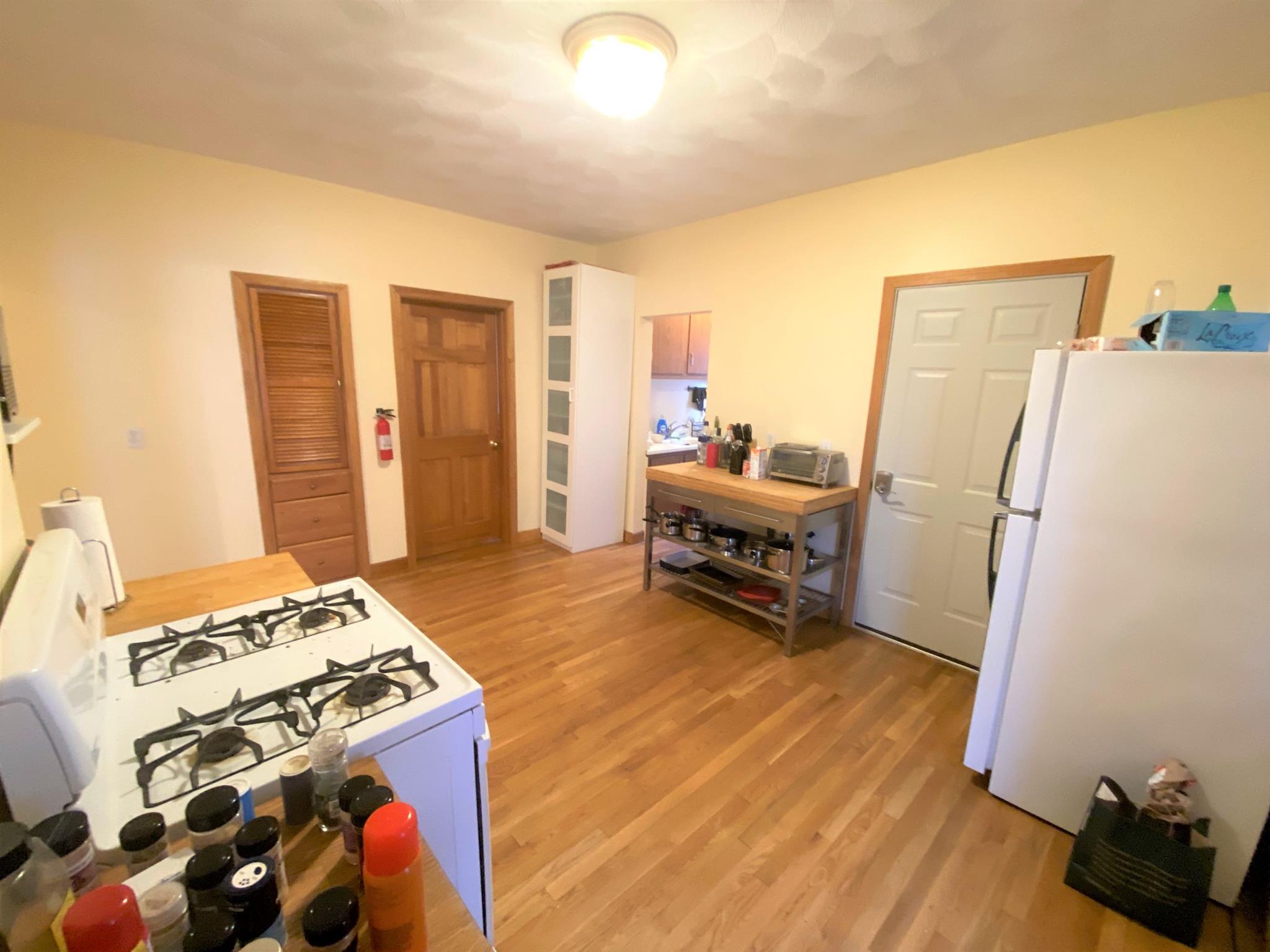 3 bed, 1 bath apartment for rent at 35 Hancock St Unit 1A, Davis Square — photo 14 of 14