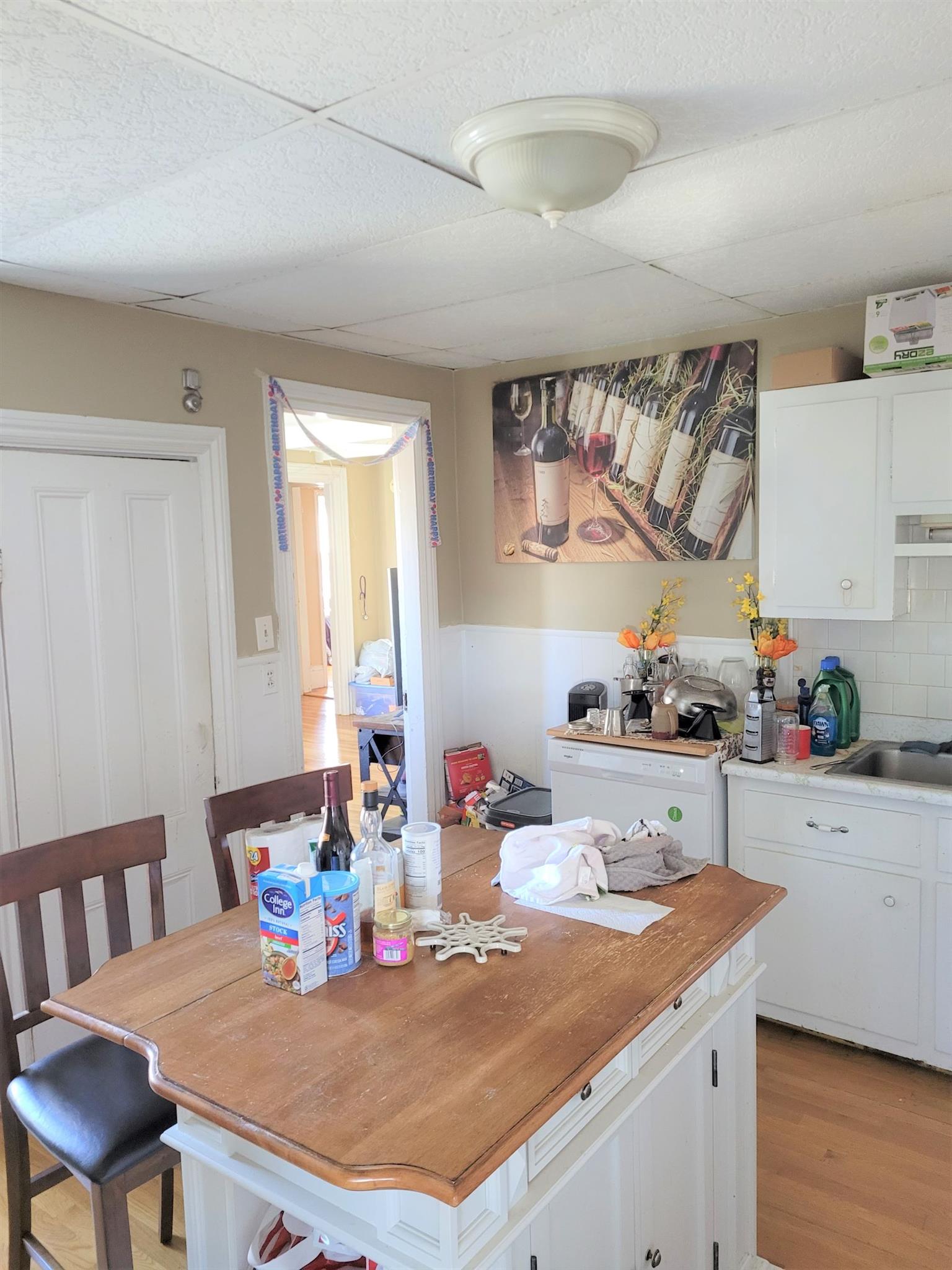 2 bed, 1 bath apartment for rent at 282 Summer St Unit 2A, Porter Square — photo 2 of 9