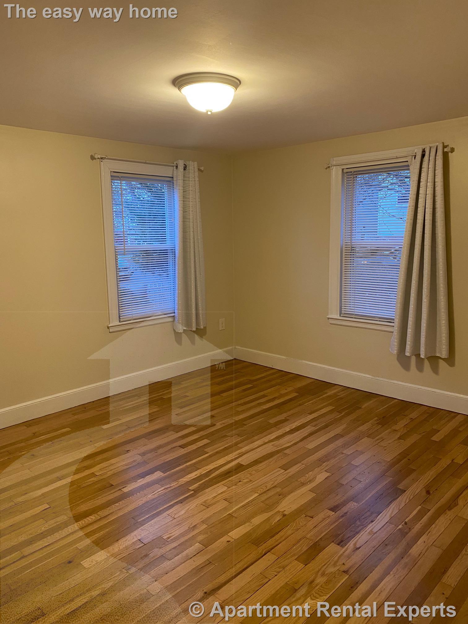 28 Linden Ave, Porter Square