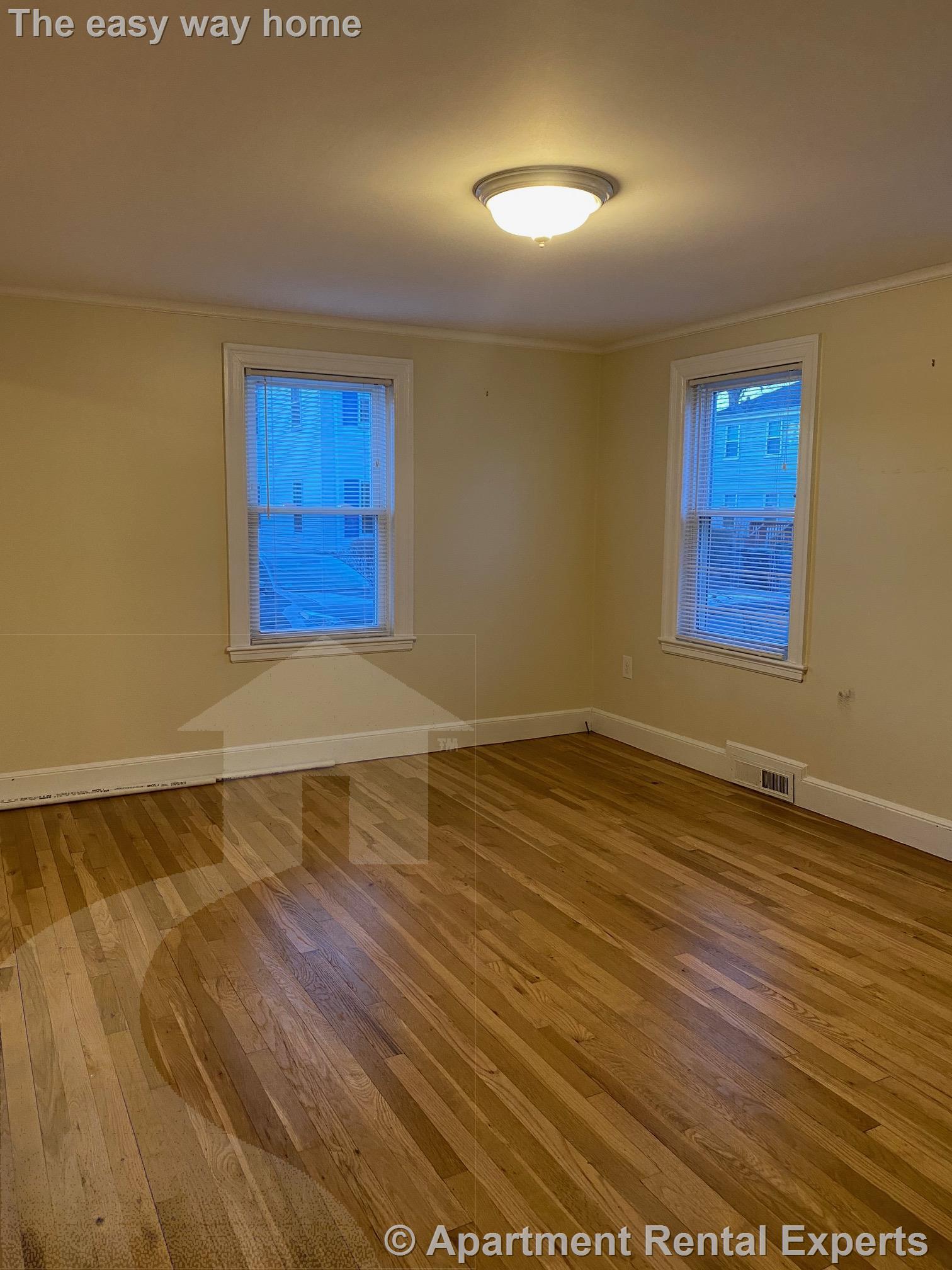 28 Linden Ave, Porter Square