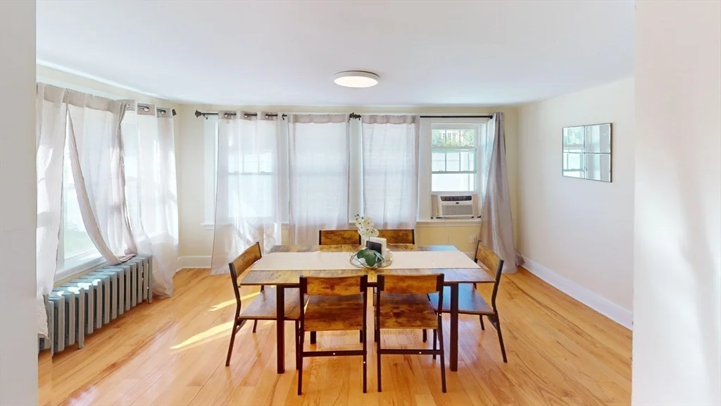 266 Webster St, Worcester